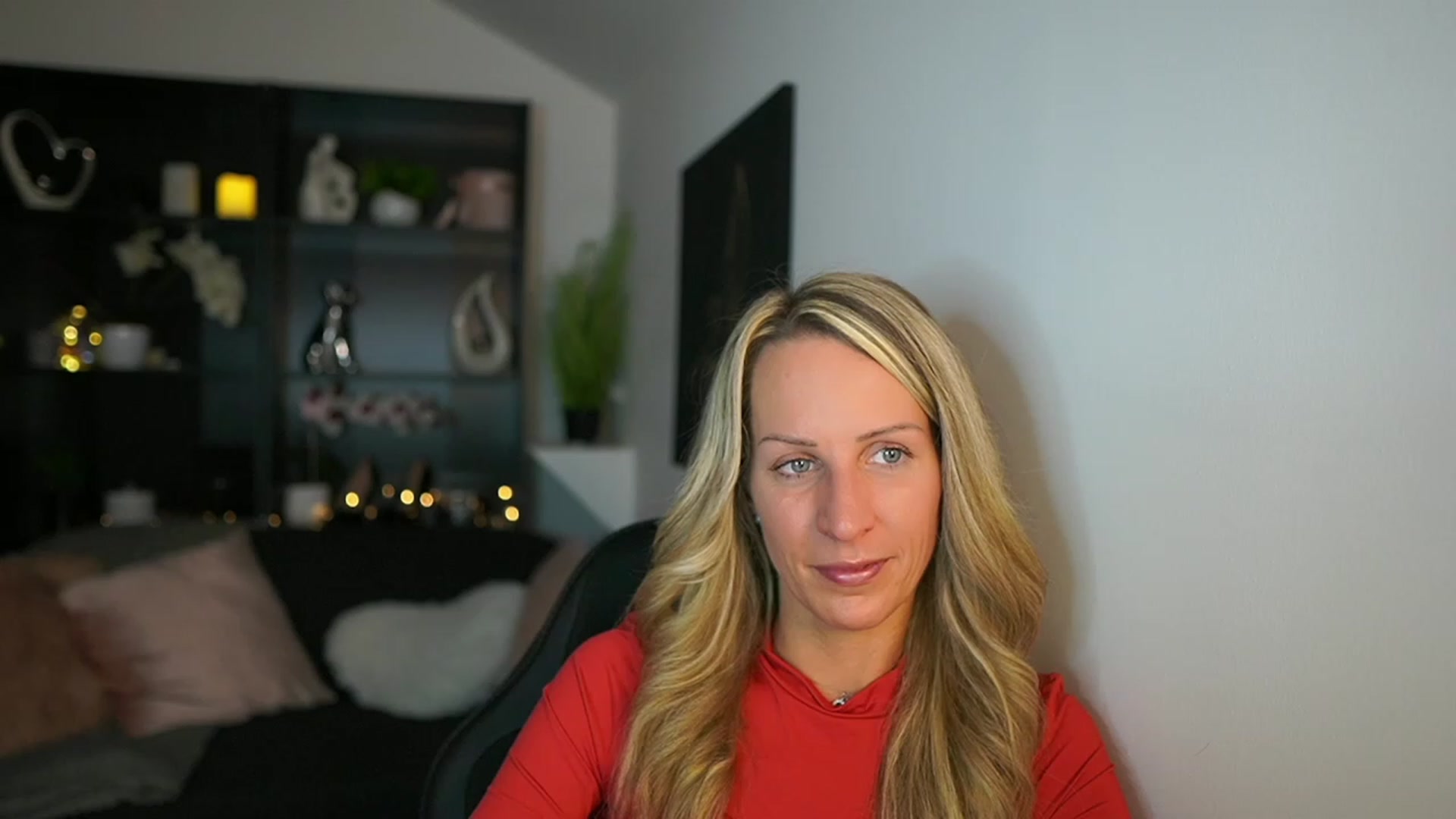 Gallery image thumbnail from Nikki__Sexx__'s myfreecams stream on, 10/19/2023, 18:45 image 13 of 20