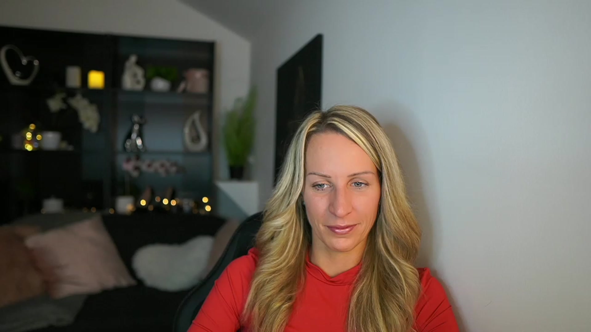 Gallery image thumbnail from Nikki__Sexx__'s myfreecams stream on, 10/19/2023, 18:45 image 6 of 20