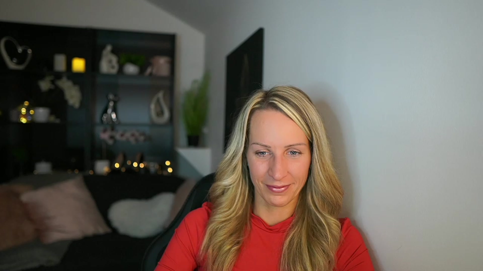 Gallery image thumbnail from Nikki__Sexx__'s myfreecams stream on, 10/19/2023, 18:45 image 7 of 20