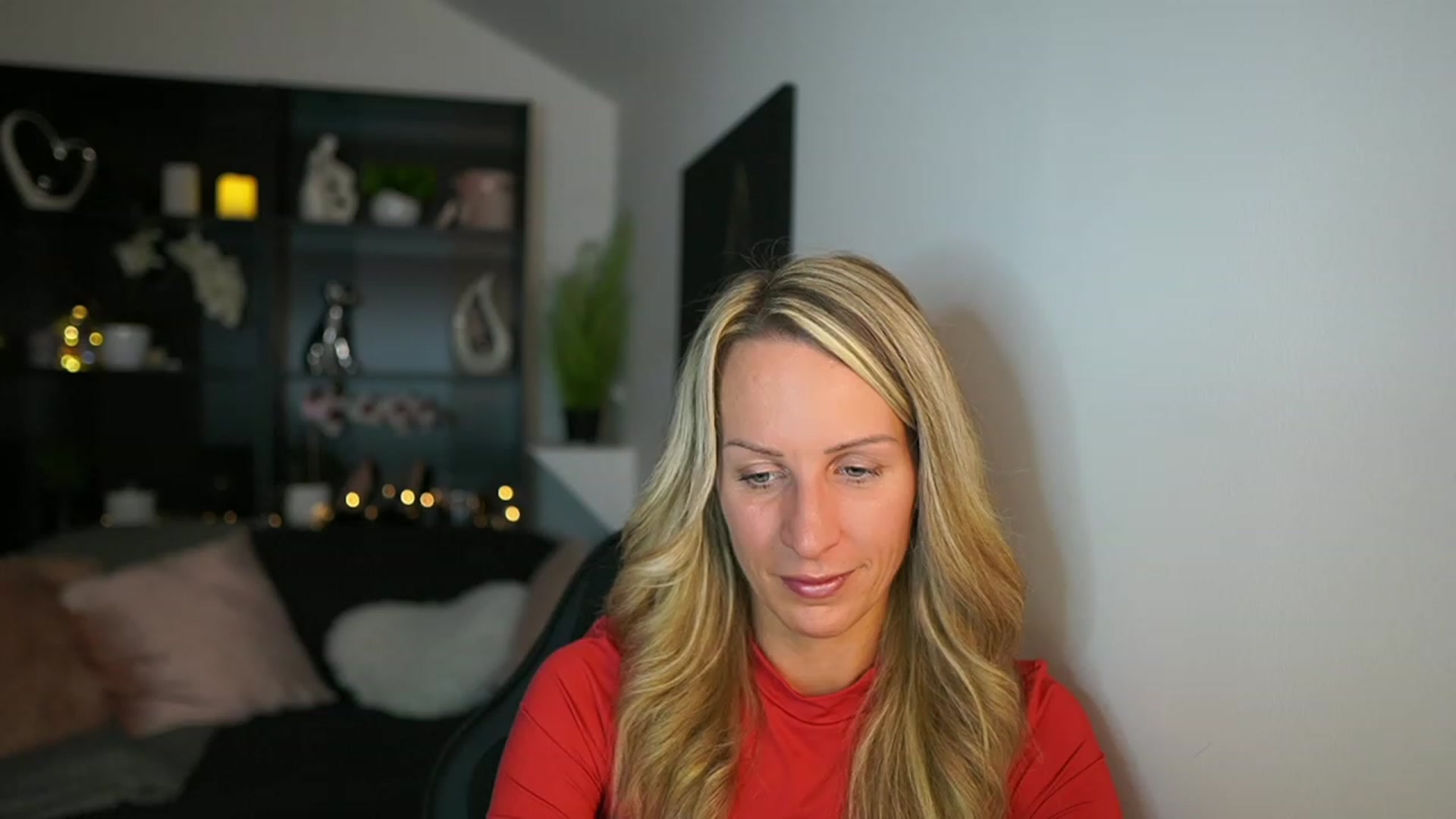 Gallery image thumbnail from Nikki__Sexx__'s myfreecams stream on, 10/19/2023, 18:45 image 3 of 20