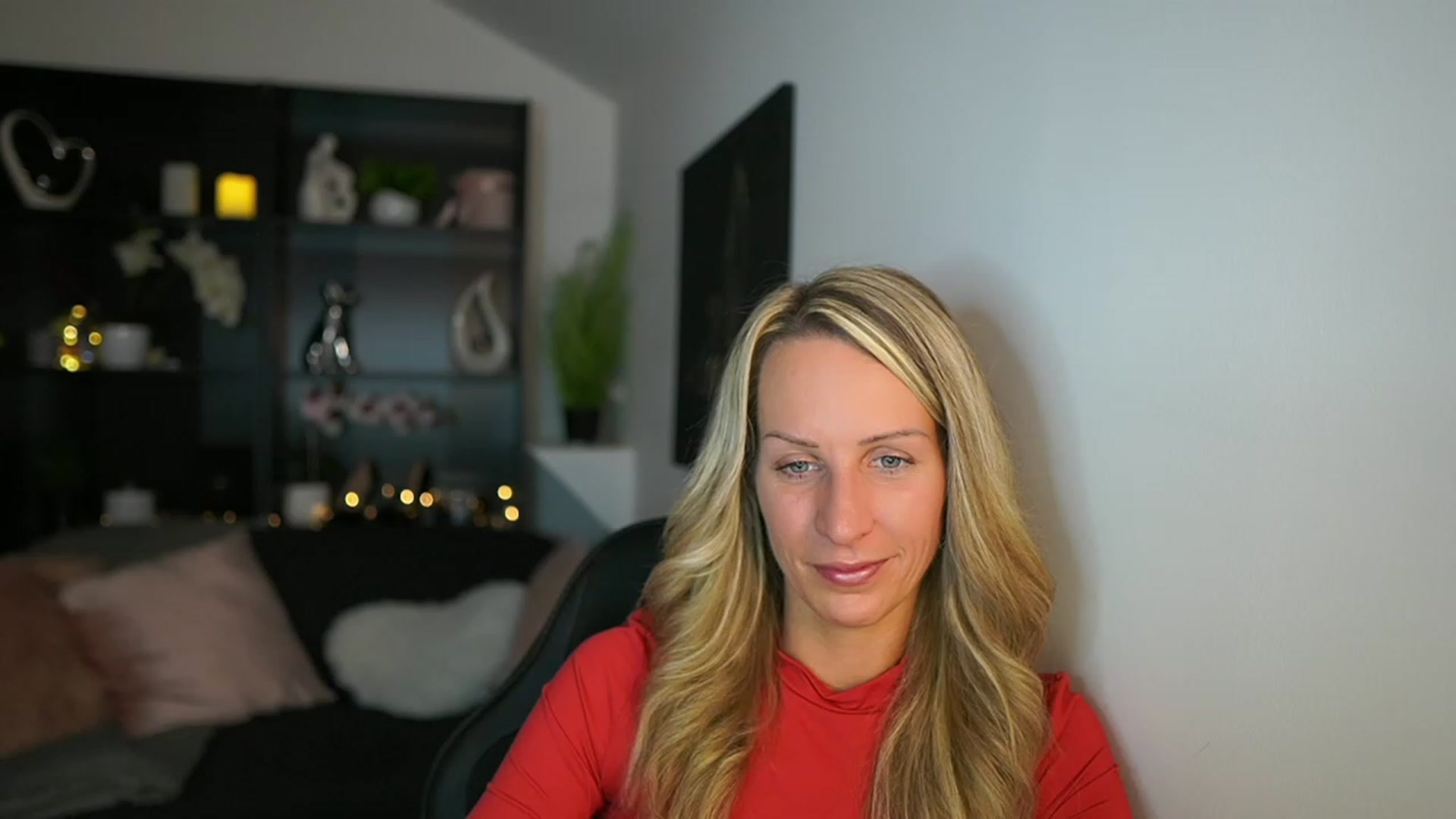 Gallery image thumbnail from Nikki__Sexx__'s myfreecams stream on, 10/19/2023, 18:45 image 10 of 20