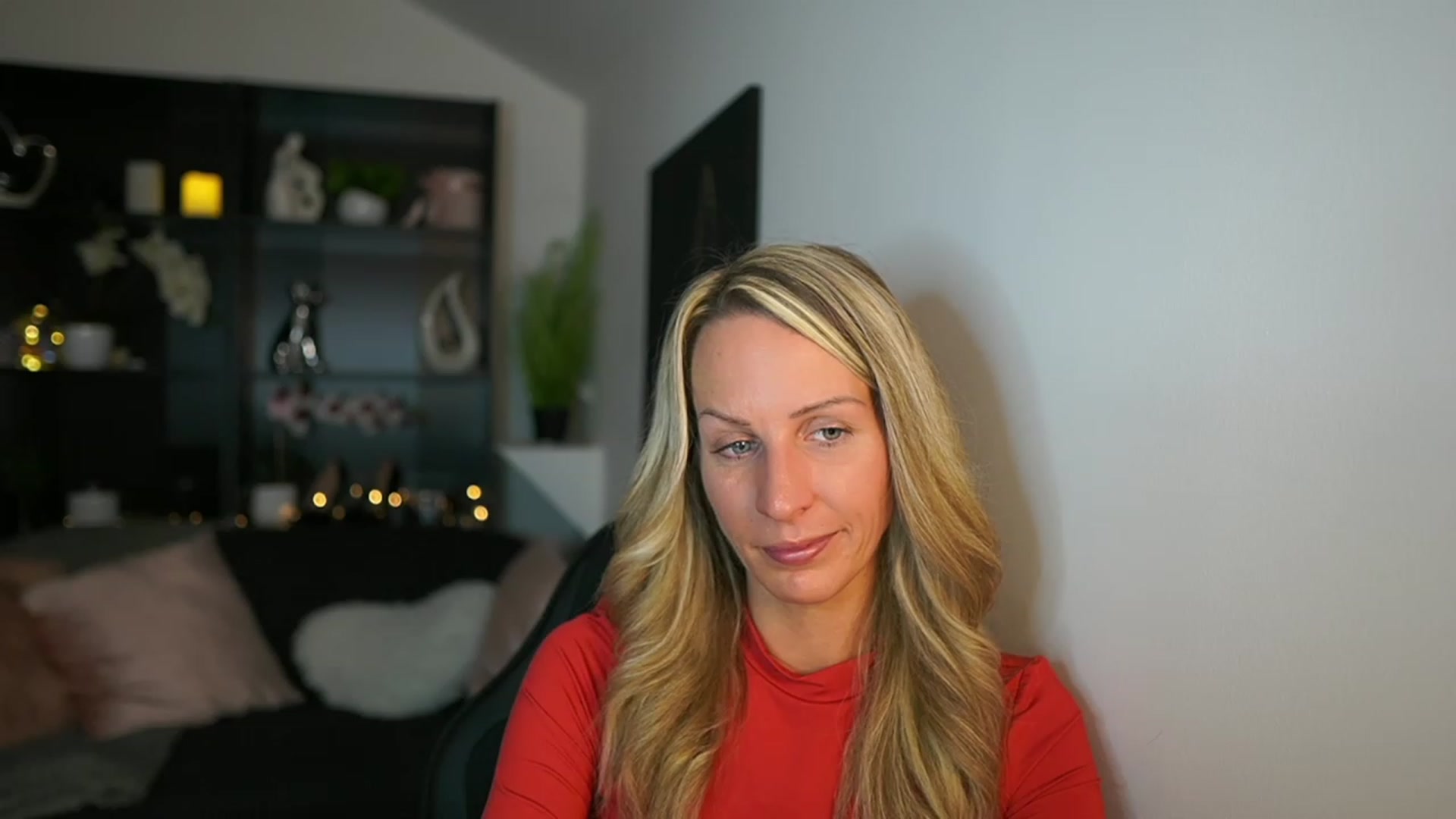 Gallery image thumbnail from Nikki__Sexx__'s myfreecams stream on, 10/19/2023, 19:56 image 6 of 20