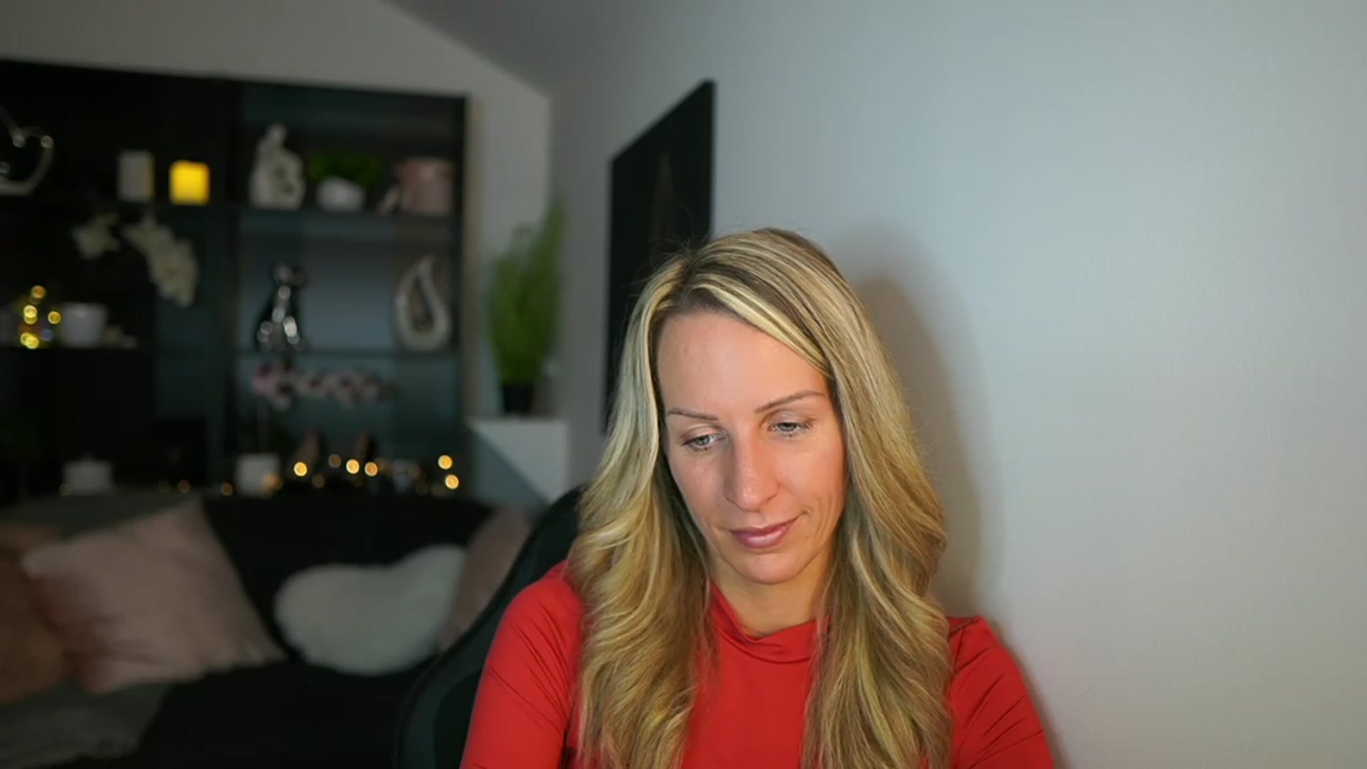 Gallery image thumbnail from Nikki__Sexx__'s myfreecams stream on, 10/19/2023, 19:56 image 5 of 20