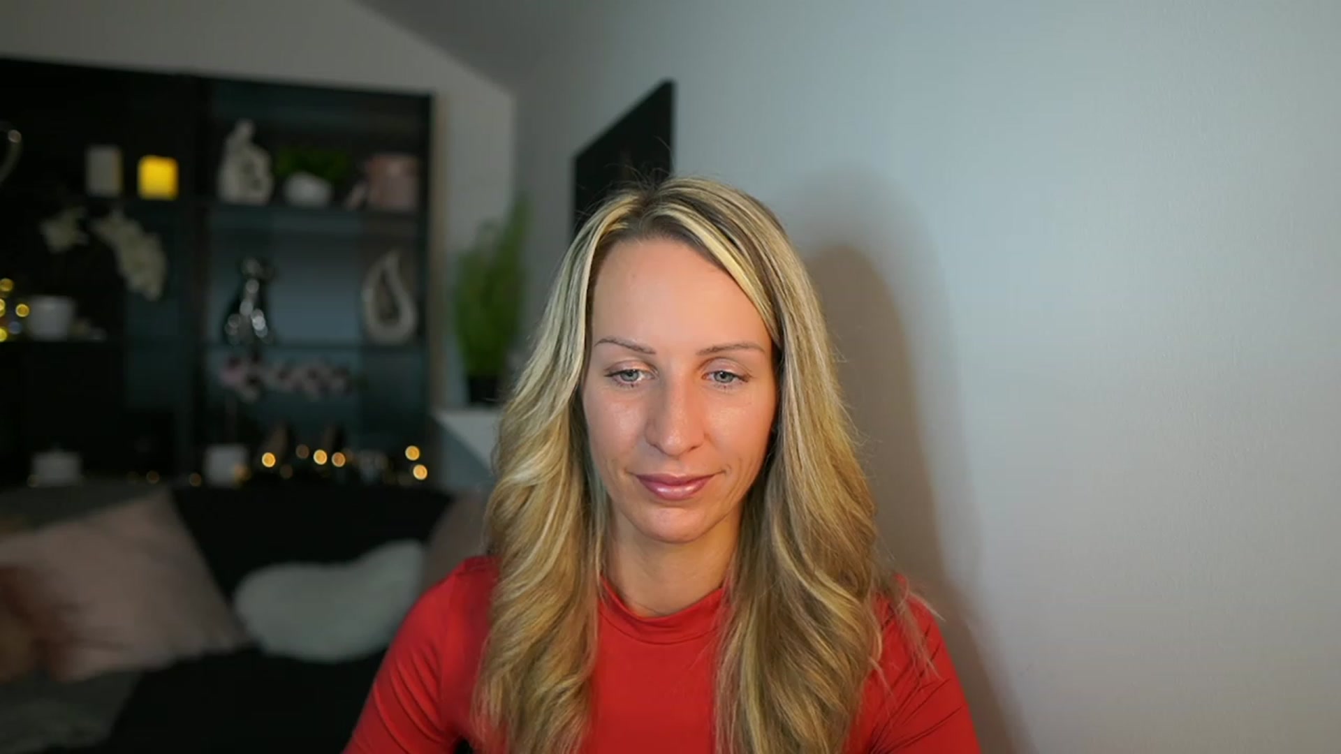 Gallery image thumbnail from Nikki__Sexx__'s myfreecams stream on, 10/19/2023, 21:52 image 14 of 20