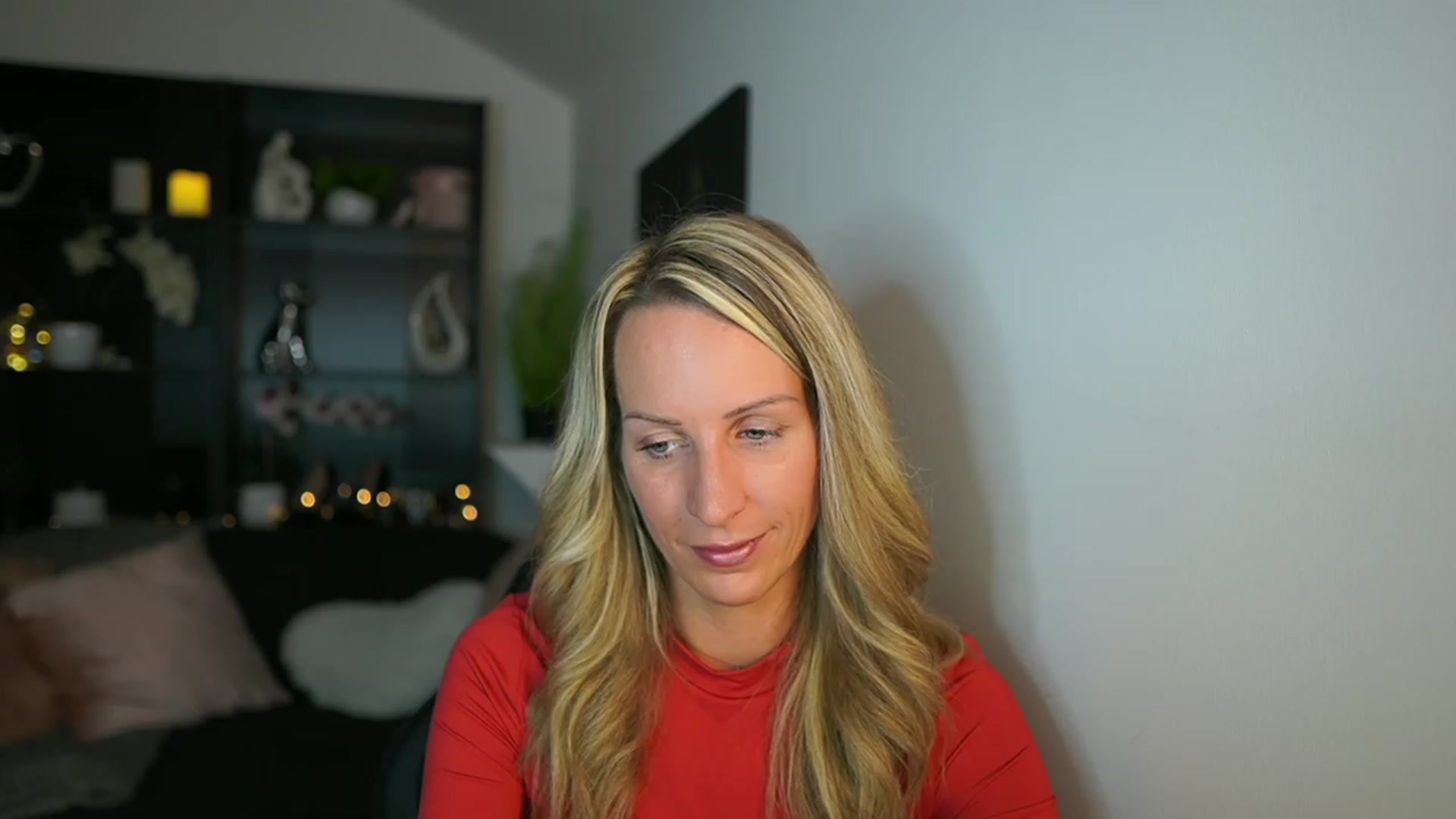 Gallery image thumbnail from Nikki__Sexx__'s myfreecams stream on, 10/19/2023, 21:52 image 3 of 20