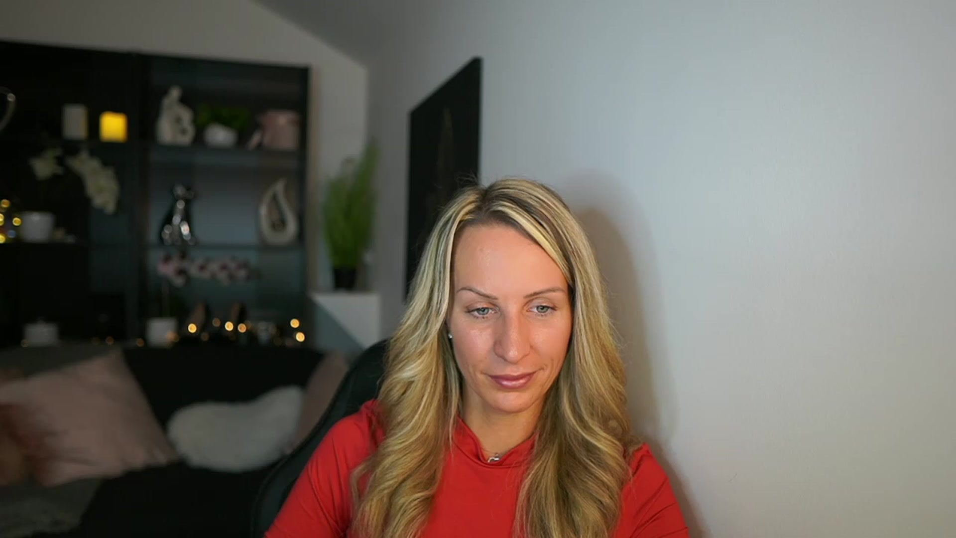 Gallery image thumbnail from Nikki__Sexx__'s myfreecams stream on, 10/19/2023, 21:52 image 16 of 20