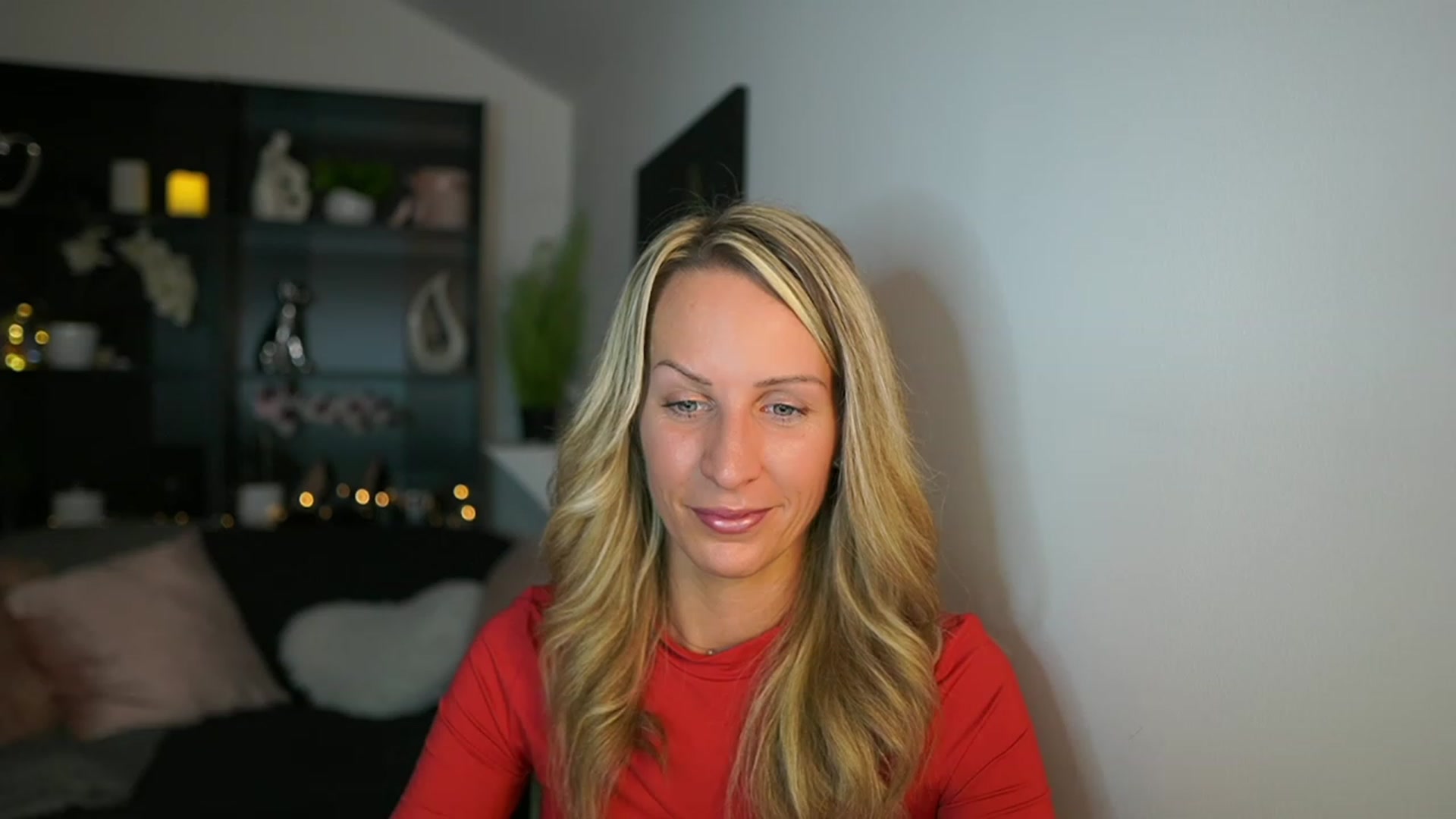 Gallery image thumbnail from Nikki__Sexx__'s myfreecams stream on, 10/19/2023, 21:52 image 5 of 20