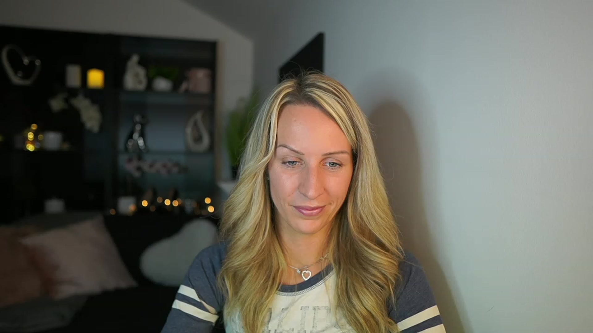 Gallery image thumbnail from Nikki__Sexx__'s myfreecams stream on, 10/22/2023, 19:09 image 12 of 20
