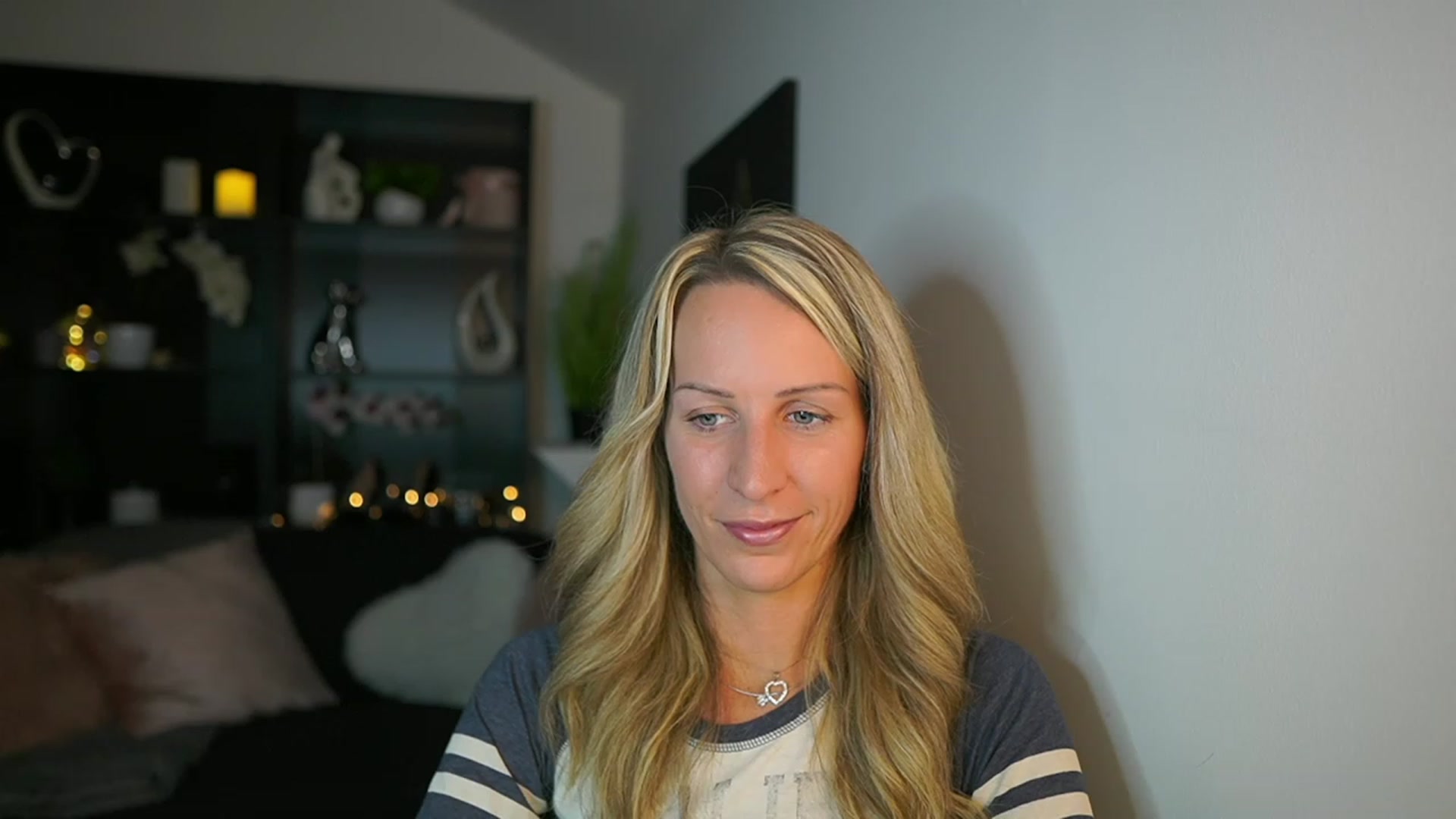 Gallery image thumbnail from Nikki__Sexx__'s myfreecams stream on, 10/22/2023, 19:09 image 3 of 20