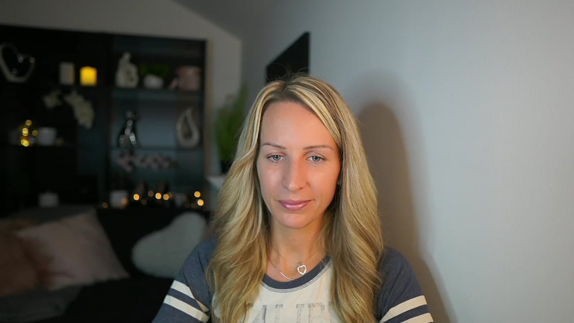 Gallery image thumbnail from Nikki__Sexx__'s myfreecams stream on, 10/22/2023, 19:53 image 17 of 20