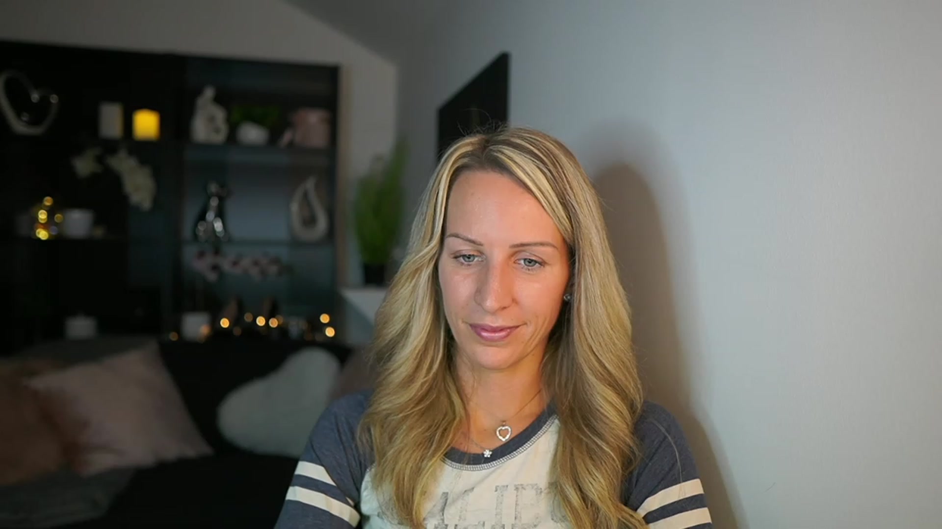 Gallery image thumbnail from Nikki__Sexx__'s myfreecams stream on, 10/22/2023, 19:53 image 7 of 20