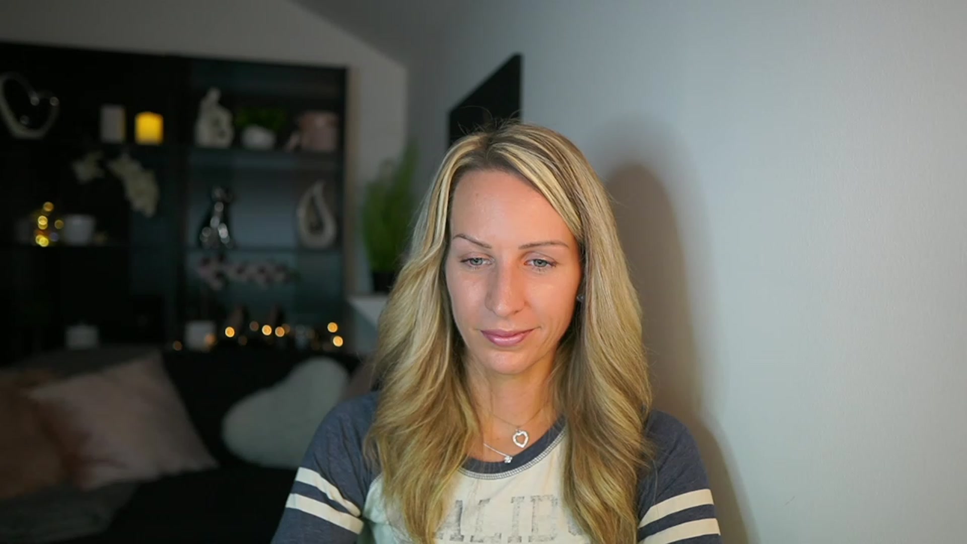 Gallery image thumbnail from Nikki__Sexx__'s myfreecams stream on, 10/22/2023, 19:53 image 13 of 20
