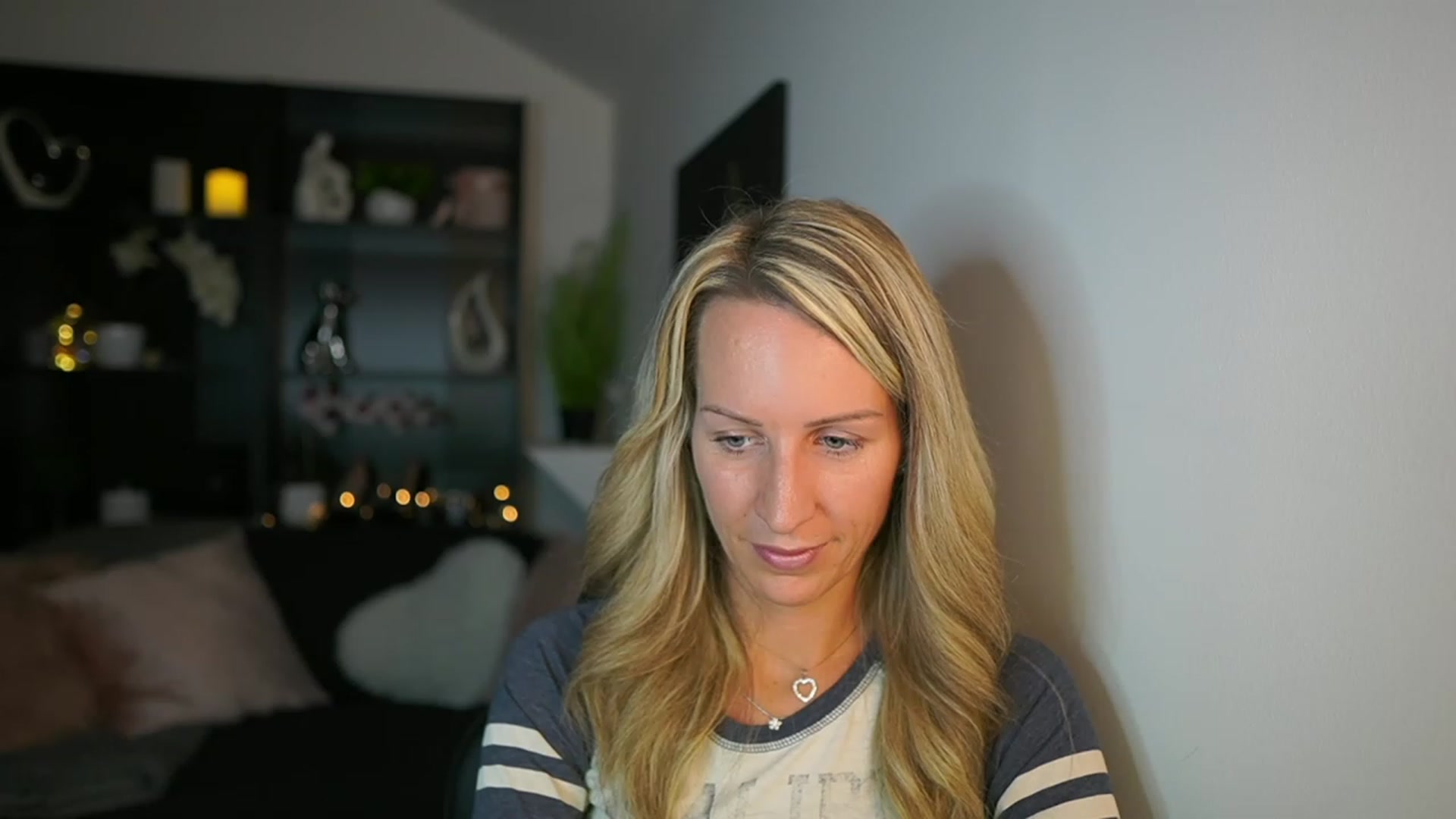 Gallery image thumbnail from Nikki__Sexx__'s myfreecams stream on, 10/22/2023, 19:53 image 10 of 20