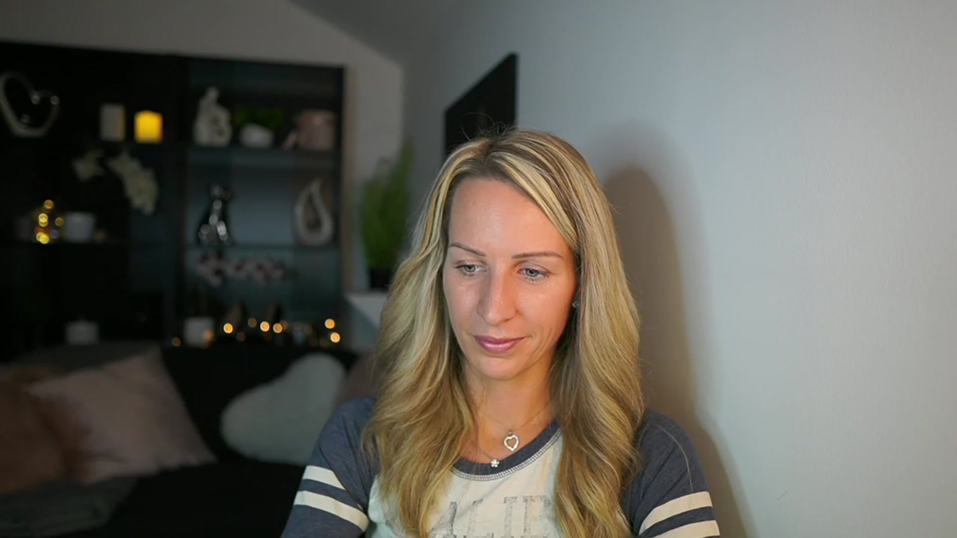 Gallery image thumbnail from Nikki__Sexx__'s myfreecams stream on, 10/22/2023, 19:53 image 8 of 20