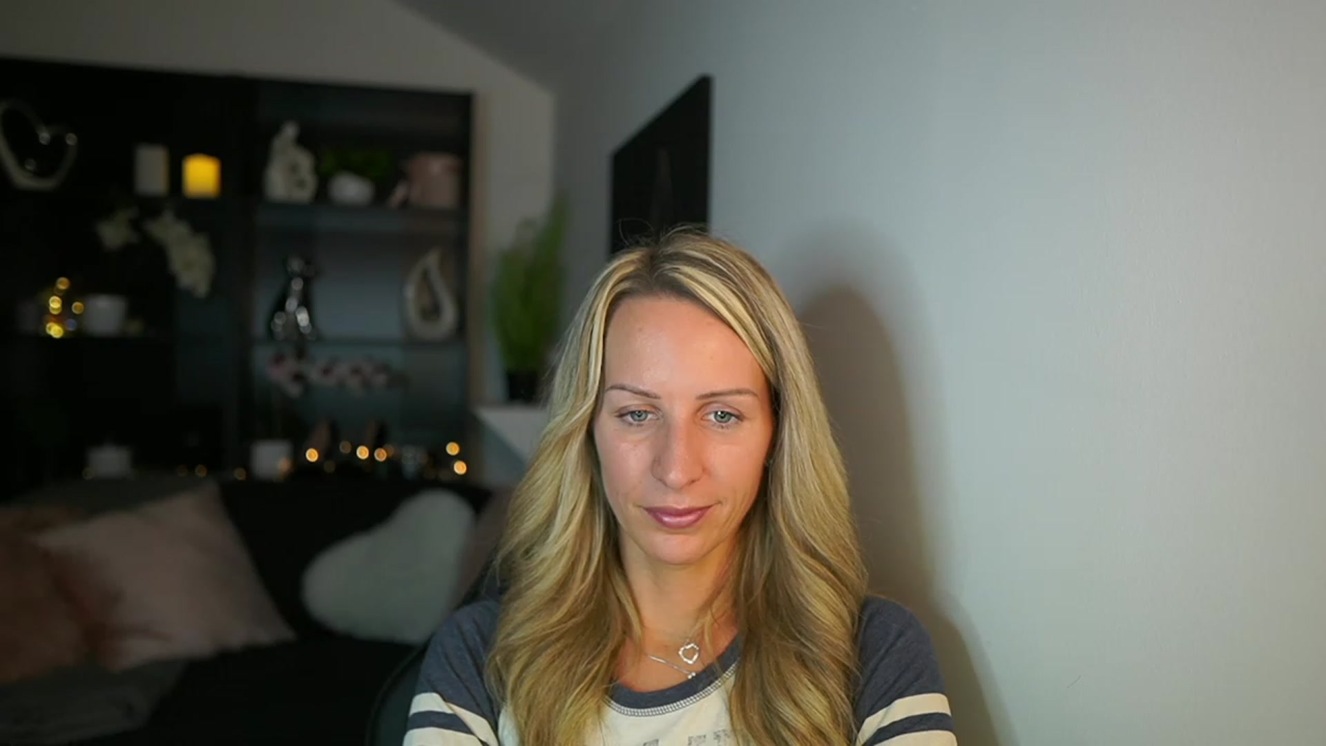 Gallery image thumbnail from Nikki__Sexx__'s myfreecams stream on, 10/22/2023, 21:51 image 5 of 20