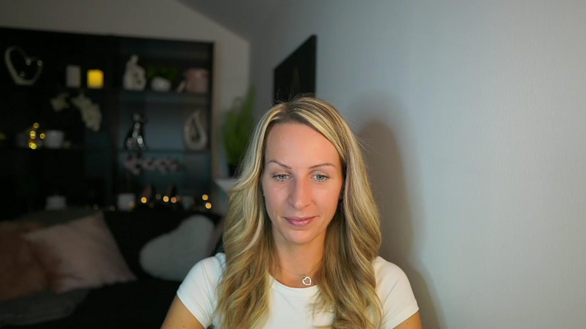 Gallery image thumbnail from Nikki__Sexx__'s myfreecams stream on, 10/23/2023, 19:02 image 6 of 20