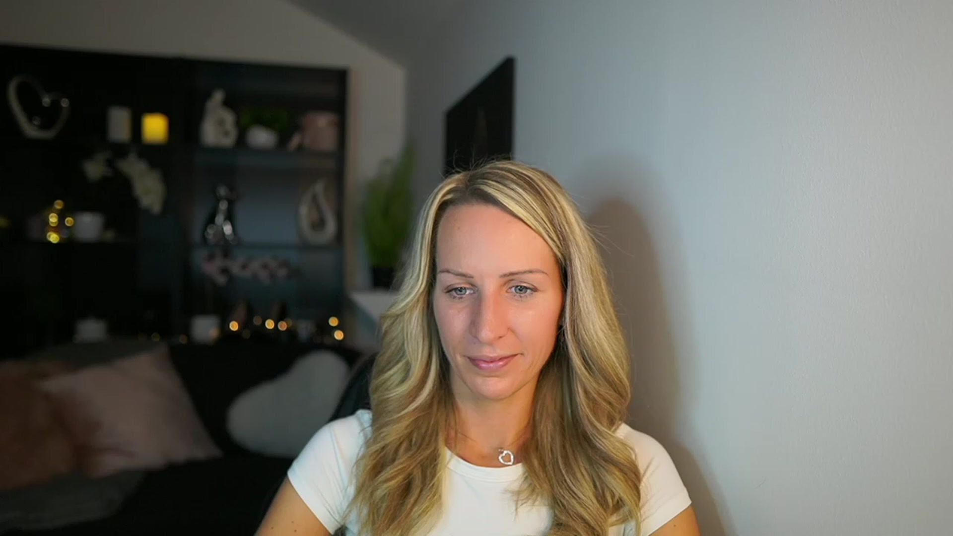 Gallery image thumbnail from Nikki__Sexx__'s myfreecams stream on, 10/23/2023, 19:02 image 12 of 20