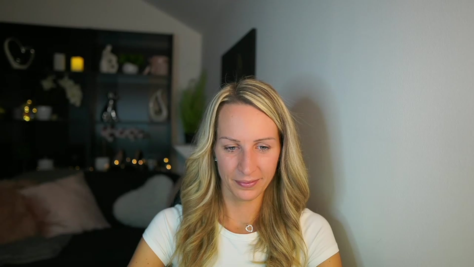 Gallery image thumbnail from Nikki__Sexx__'s myfreecams stream on, 10/23/2023, 19:02 image 5 of 20
