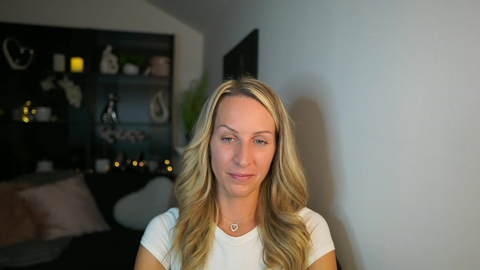 Gallery image thumbnail from Nikki__Sexx__'s myfreecams stream on, 10/23/2023, 20:00 image 18 of 20