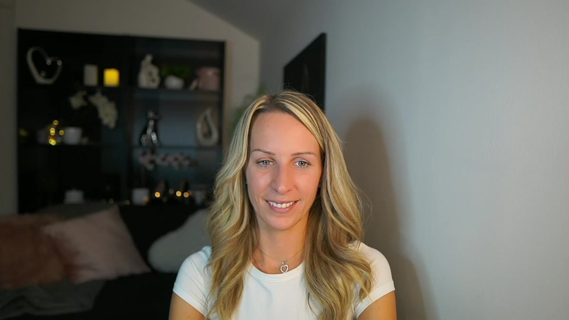 Gallery image thumbnail from Nikki__Sexx__'s myfreecams stream on, 10/23/2023, 20:49 image 4 of 20