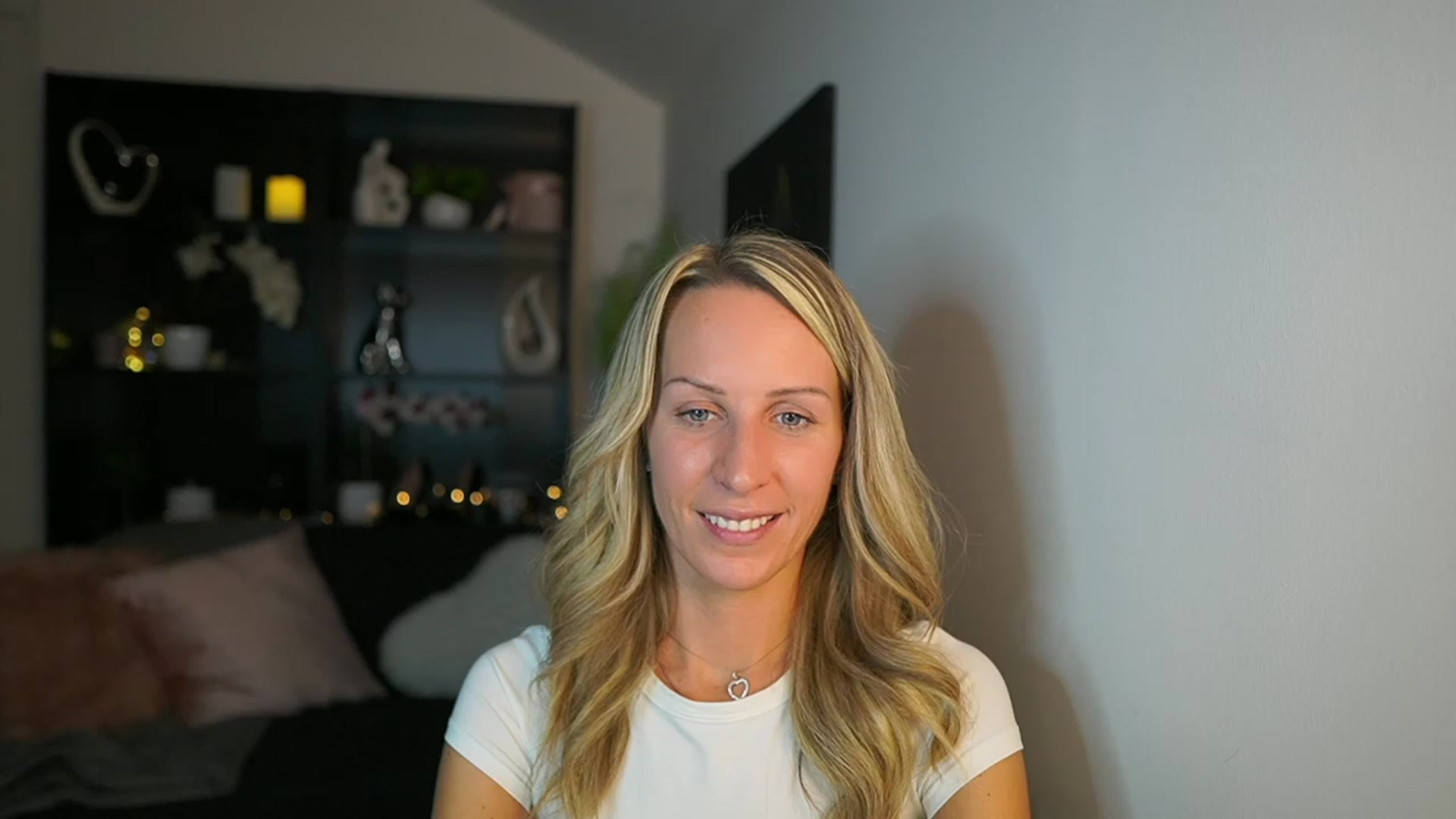 Gallery image thumbnail from Nikki__Sexx__'s myfreecams stream on, 10/23/2023, 20:49 image 5 of 20