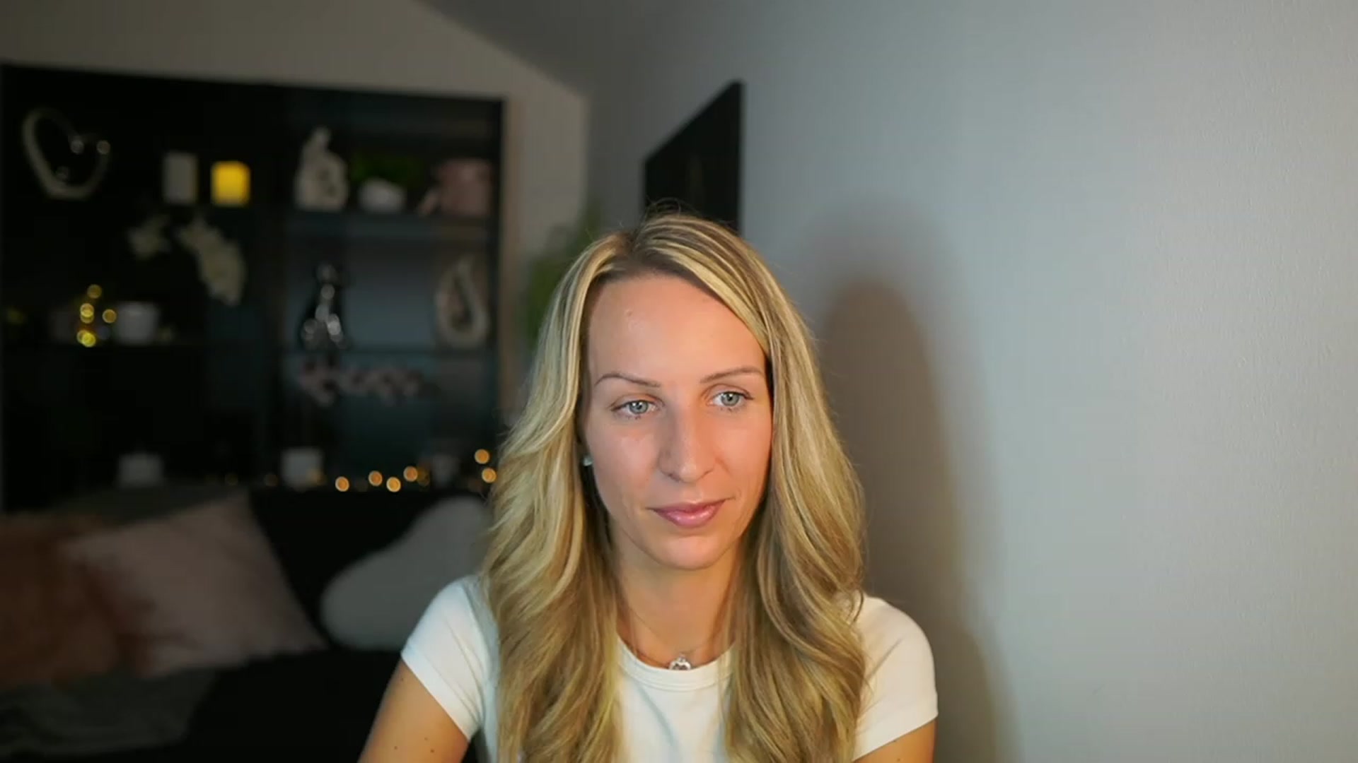 Gallery image thumbnail from Nikki__Sexx__'s myfreecams stream on, 10/23/2023, 22:20 image 19 of 20