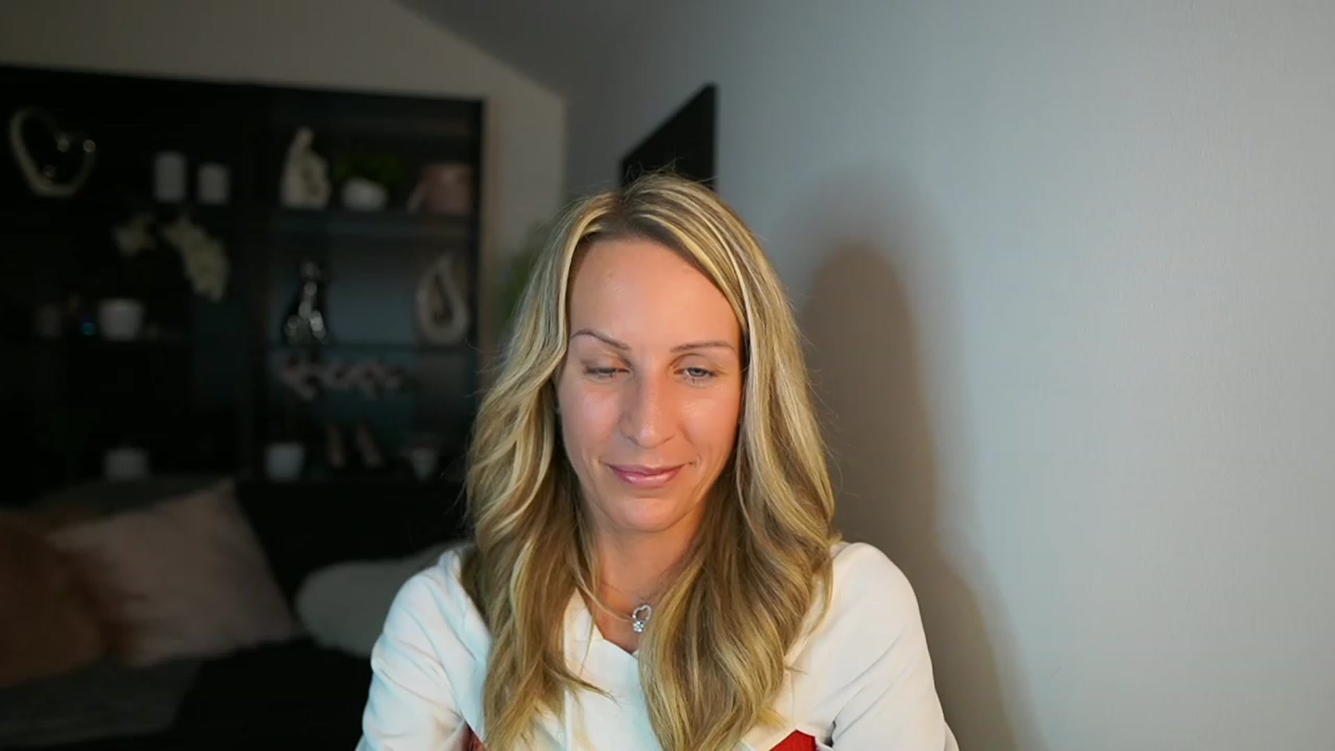 Gallery image thumbnail from Nikki__Sexx__'s myfreecams stream on, 10/24/2023, 20:40 image 8 of 20