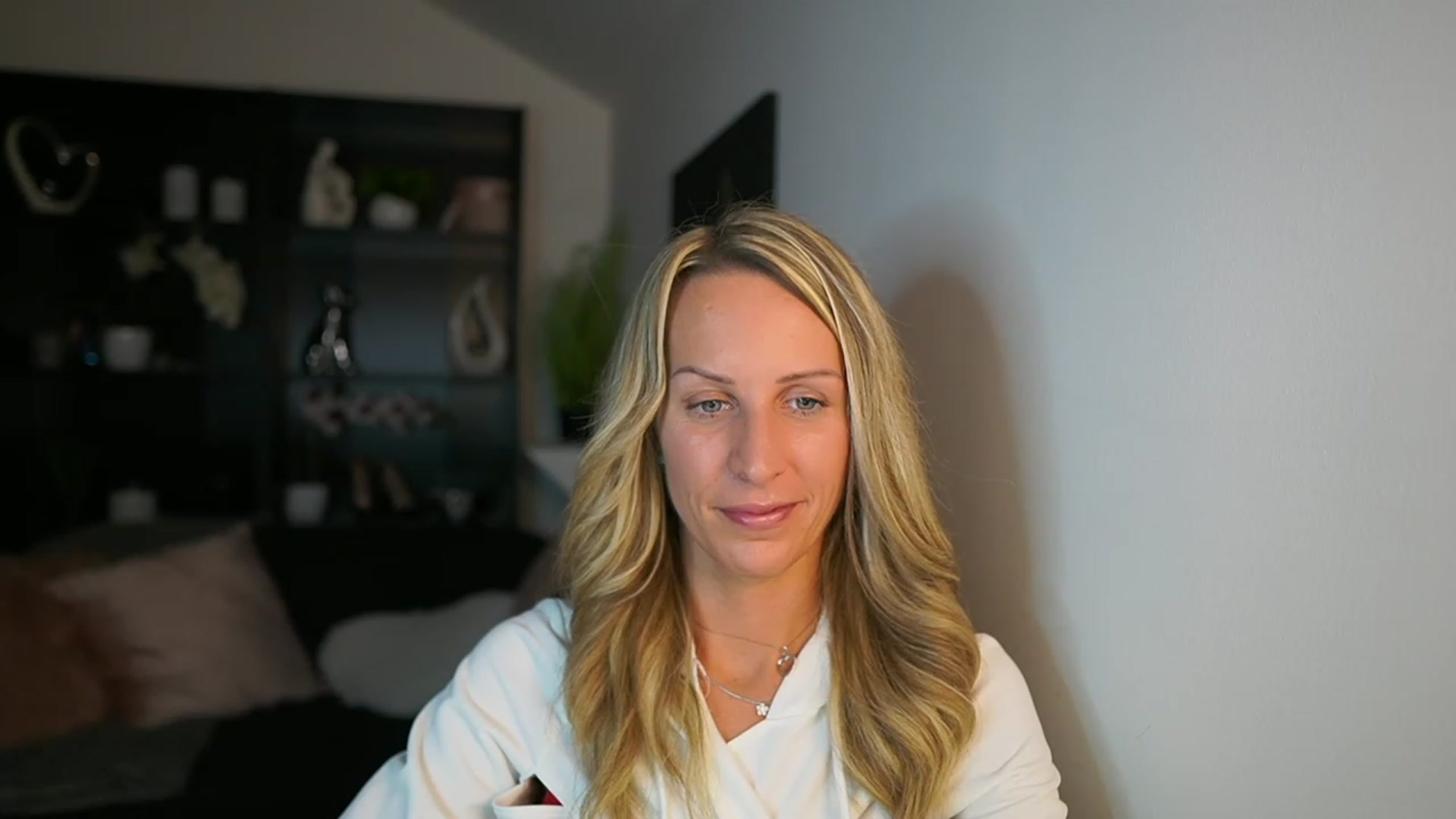 Gallery image thumbnail from Nikki__Sexx__'s myfreecams stream on, 10/24/2023, 21:50 image 9 of 20