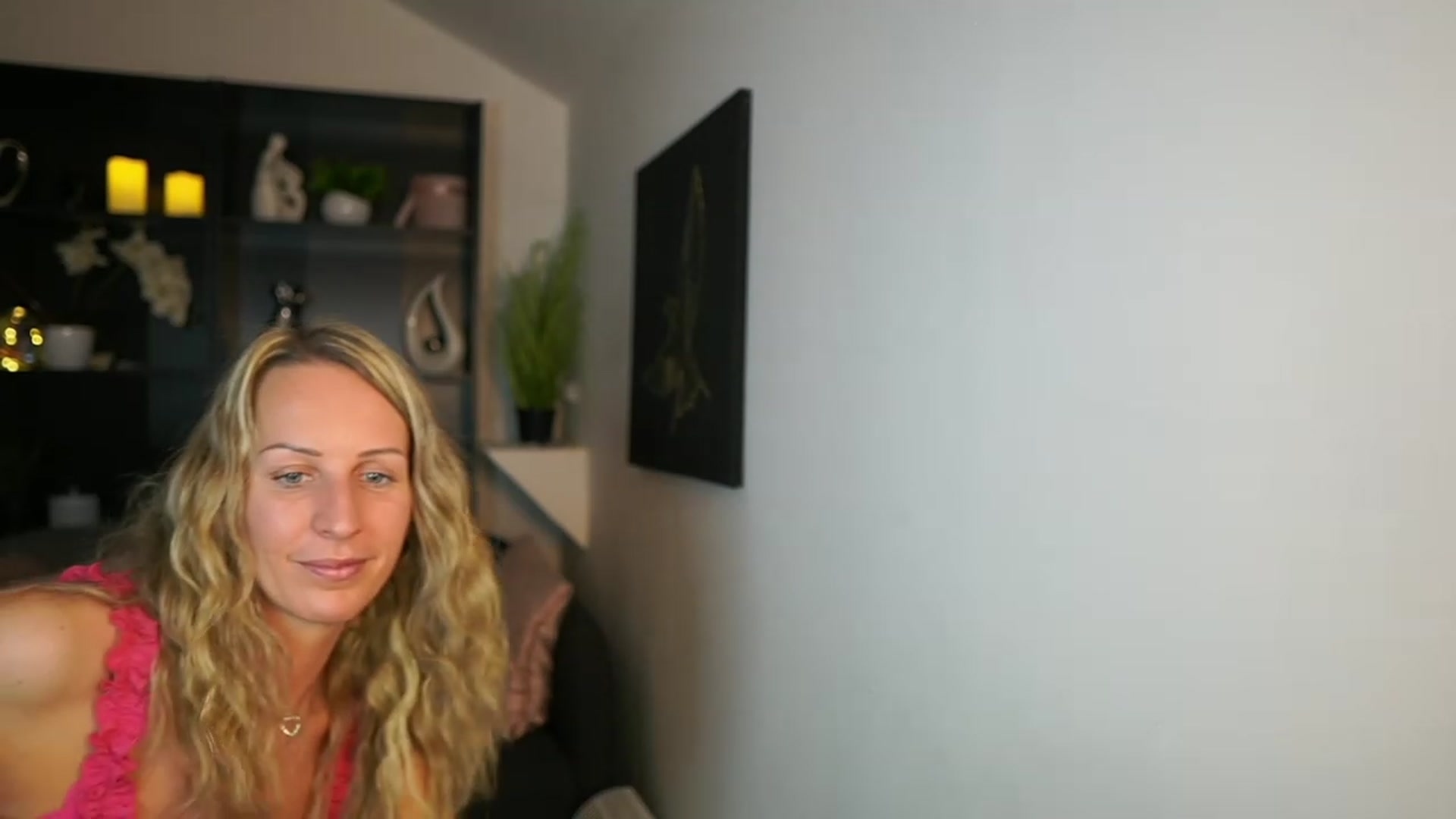 Gallery image thumbnail from Nikki__Sexx__'s myfreecams stream on, 10/26/2023, 19:28 image 8 of 20