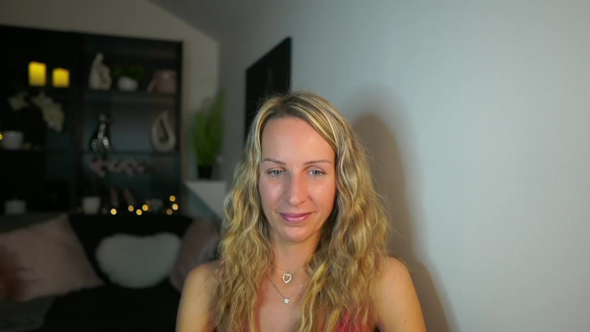 Gallery image thumbnail from Nikki__Sexx__'s myfreecams stream on, 10/26/2023, 20:29 image 8 of 20