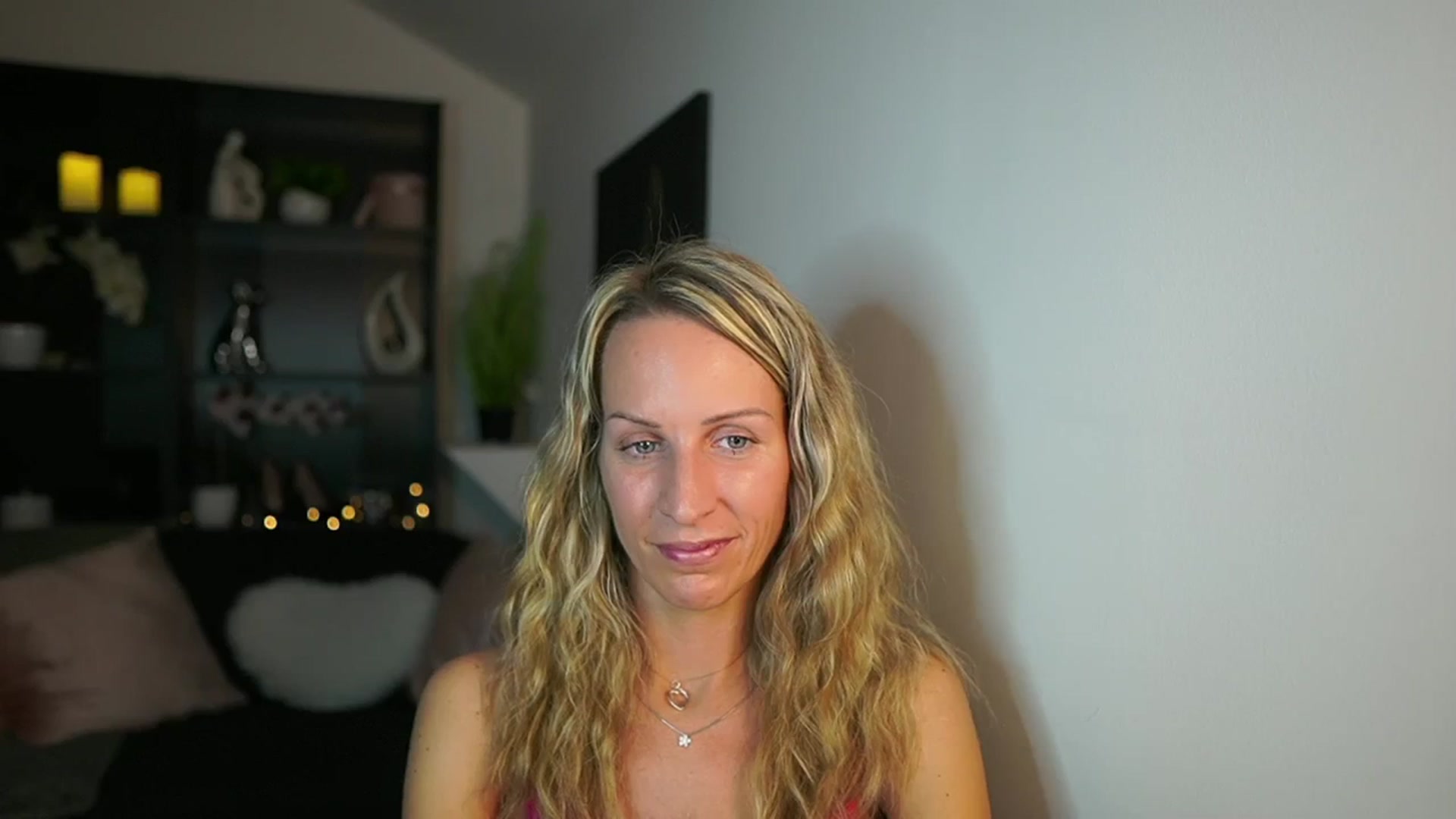 Gallery image thumbnail from Nikki__Sexx__'s myfreecams stream on, 10/26/2023, 22:39 image 11 of 20