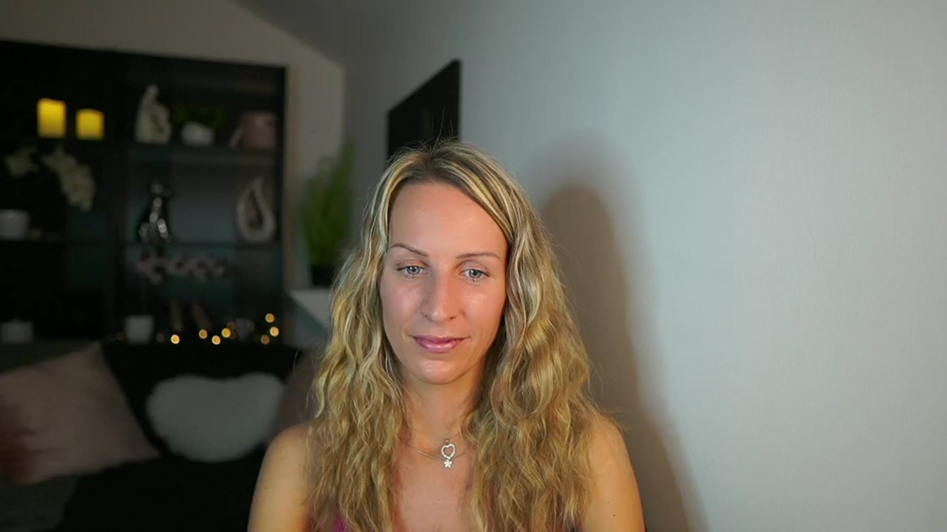 Gallery image thumbnail from Nikki__Sexx__'s myfreecams stream on, 10/26/2023, 22:39 image 5 of 20