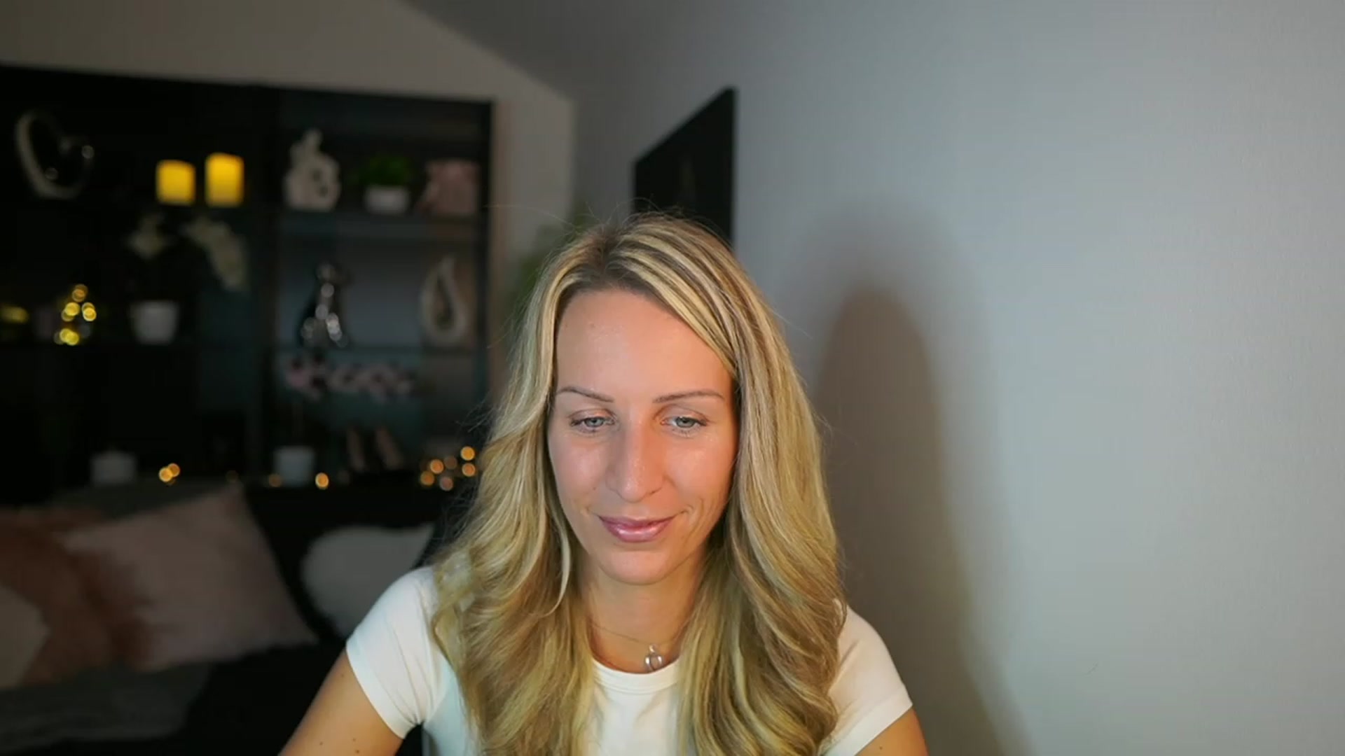 Gallery image thumbnail from Nikki__Sexx__'s myfreecams stream on, 10/30/2023, 20:15 image 9 of 20