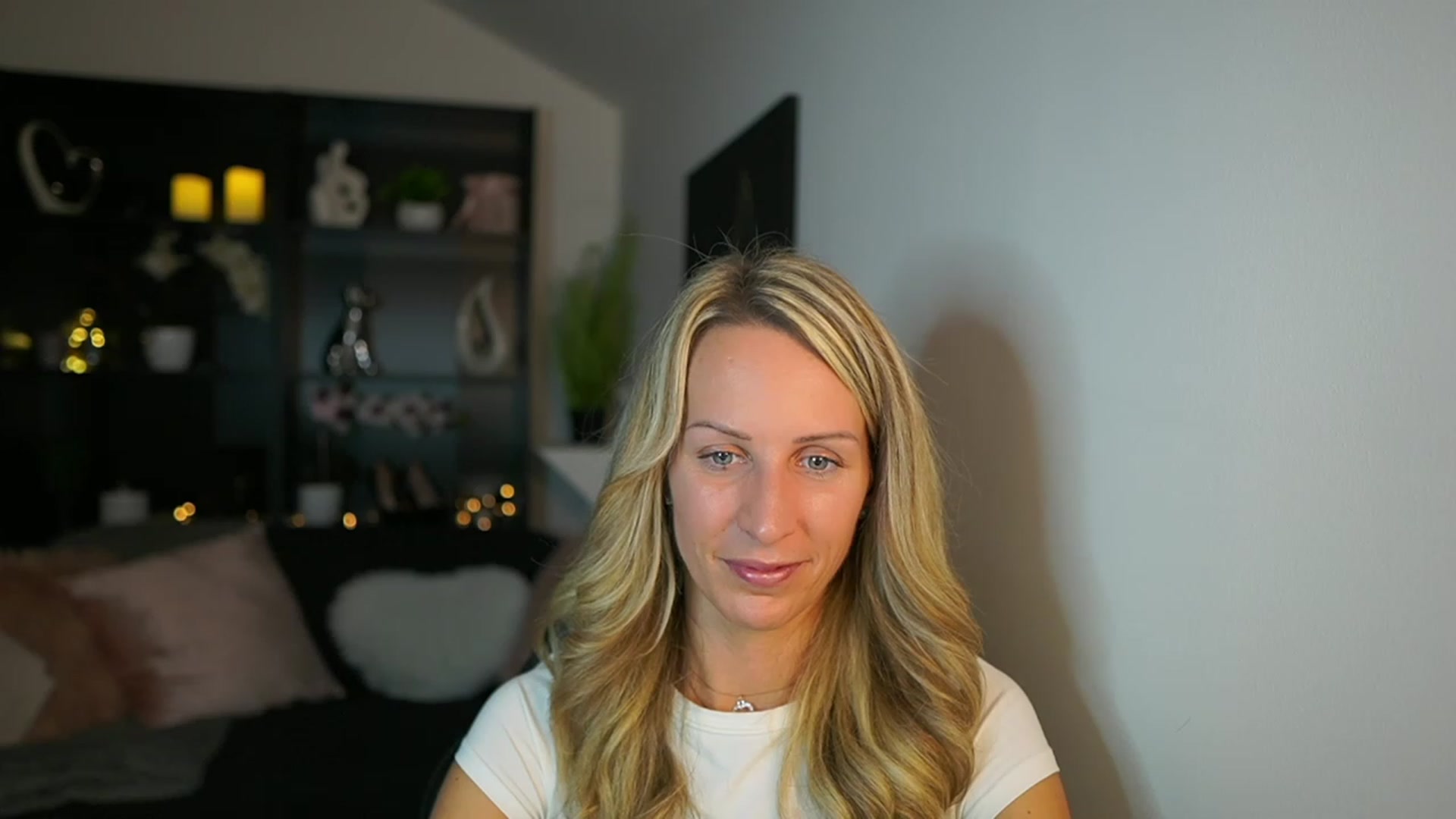 Gallery image thumbnail from Nikki__Sexx__'s myfreecams stream on, 10/30/2023, 20:15 image 20 of 20