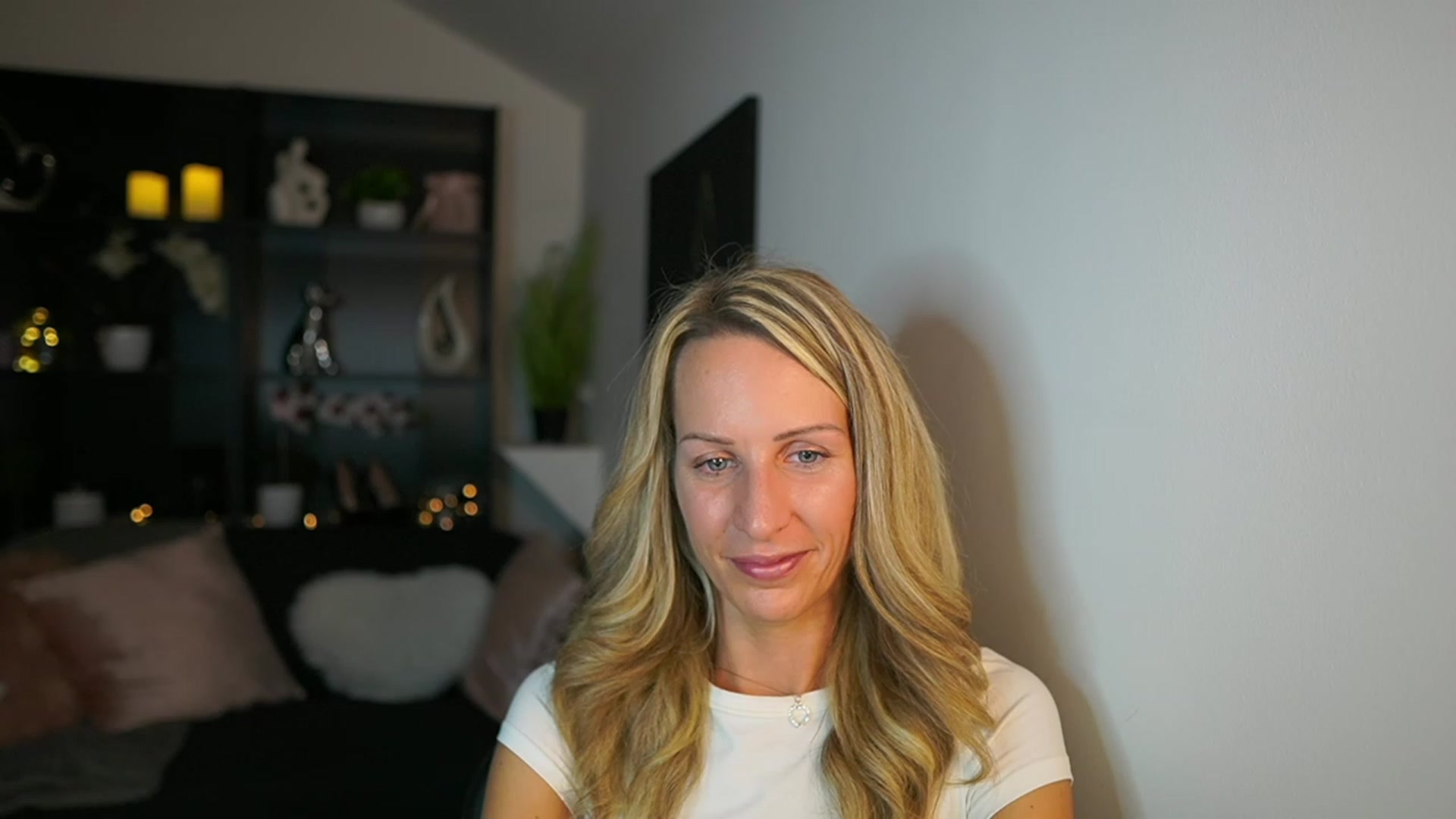 Gallery image thumbnail from Nikki__Sexx__'s myfreecams stream on, 10/30/2023, 23:44 image 10 of 20