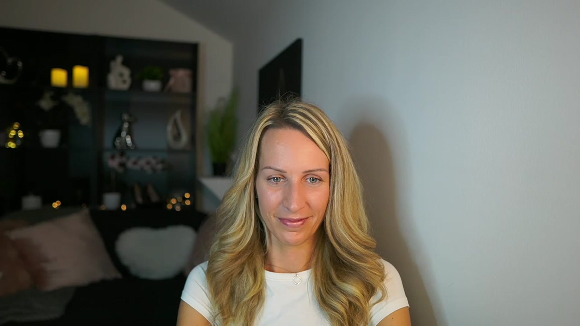 Gallery image thumbnail from Nikki__Sexx__'s myfreecams stream on, 10/30/2023, 23:44 image 13 of 20