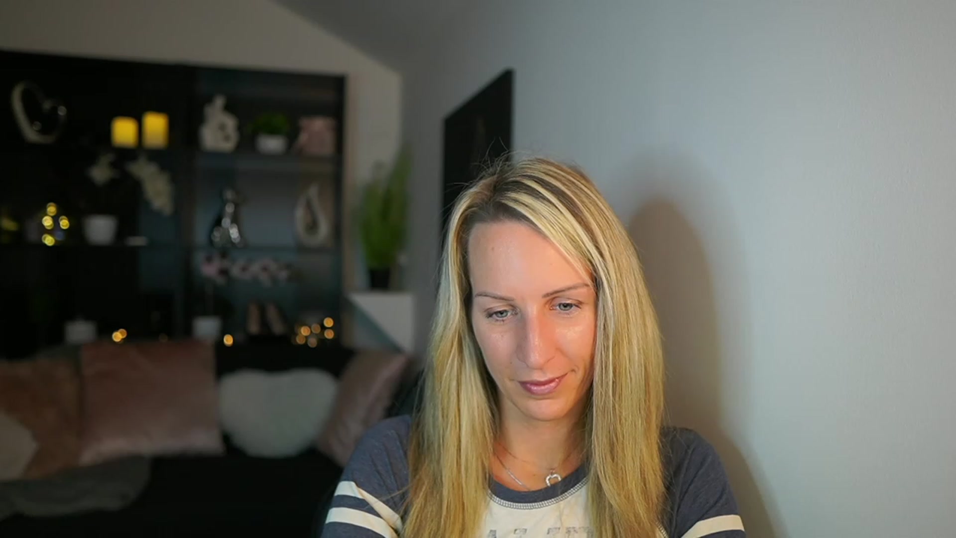 Gallery image thumbnail from Nikki__Sexx__'s myfreecams stream on, 11/05/2023, 19:57 image 12 of 20