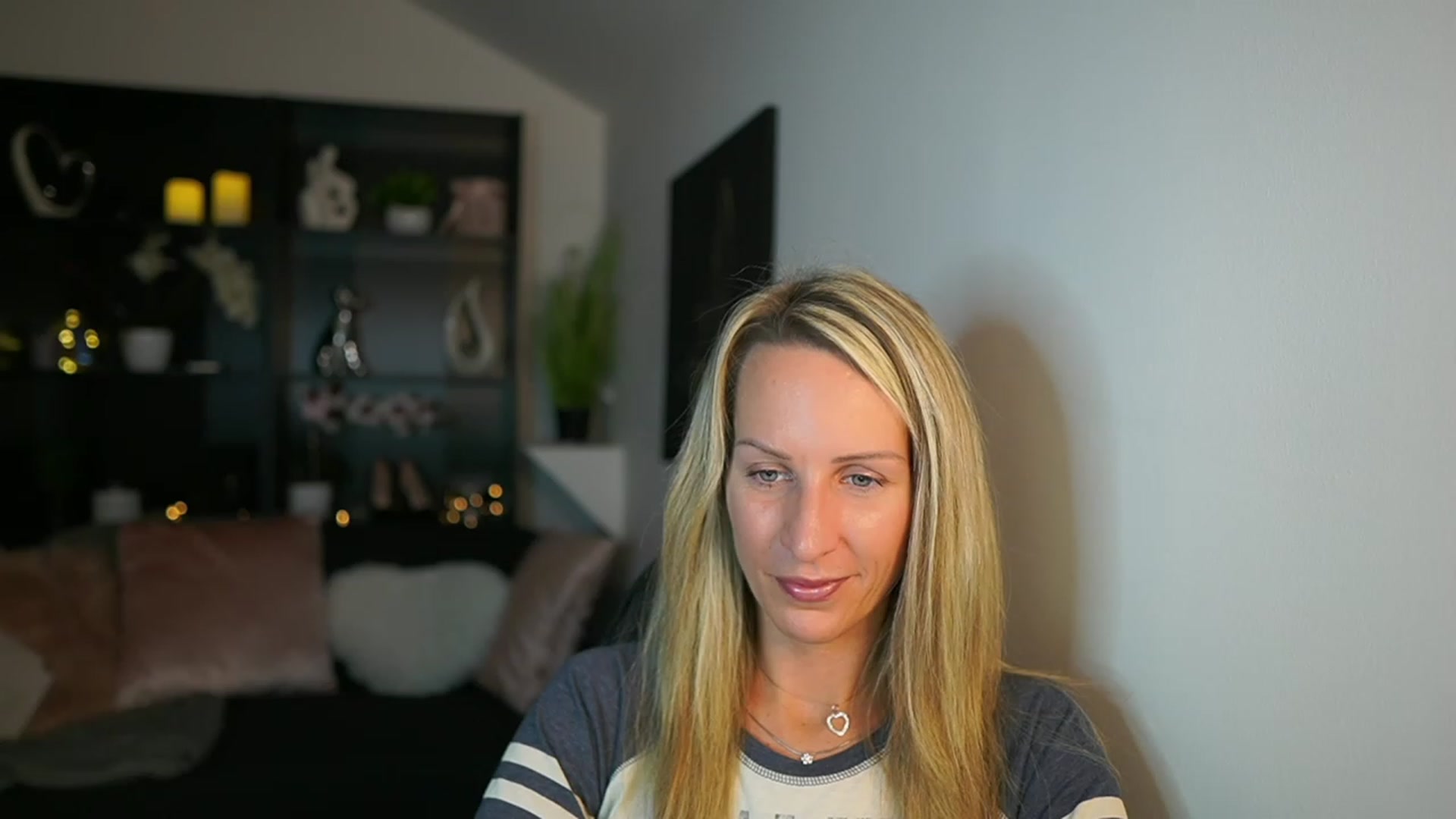 Gallery image thumbnail from Nikki__Sexx__'s myfreecams stream on, 11/05/2023, 22:53 image 7 of 20