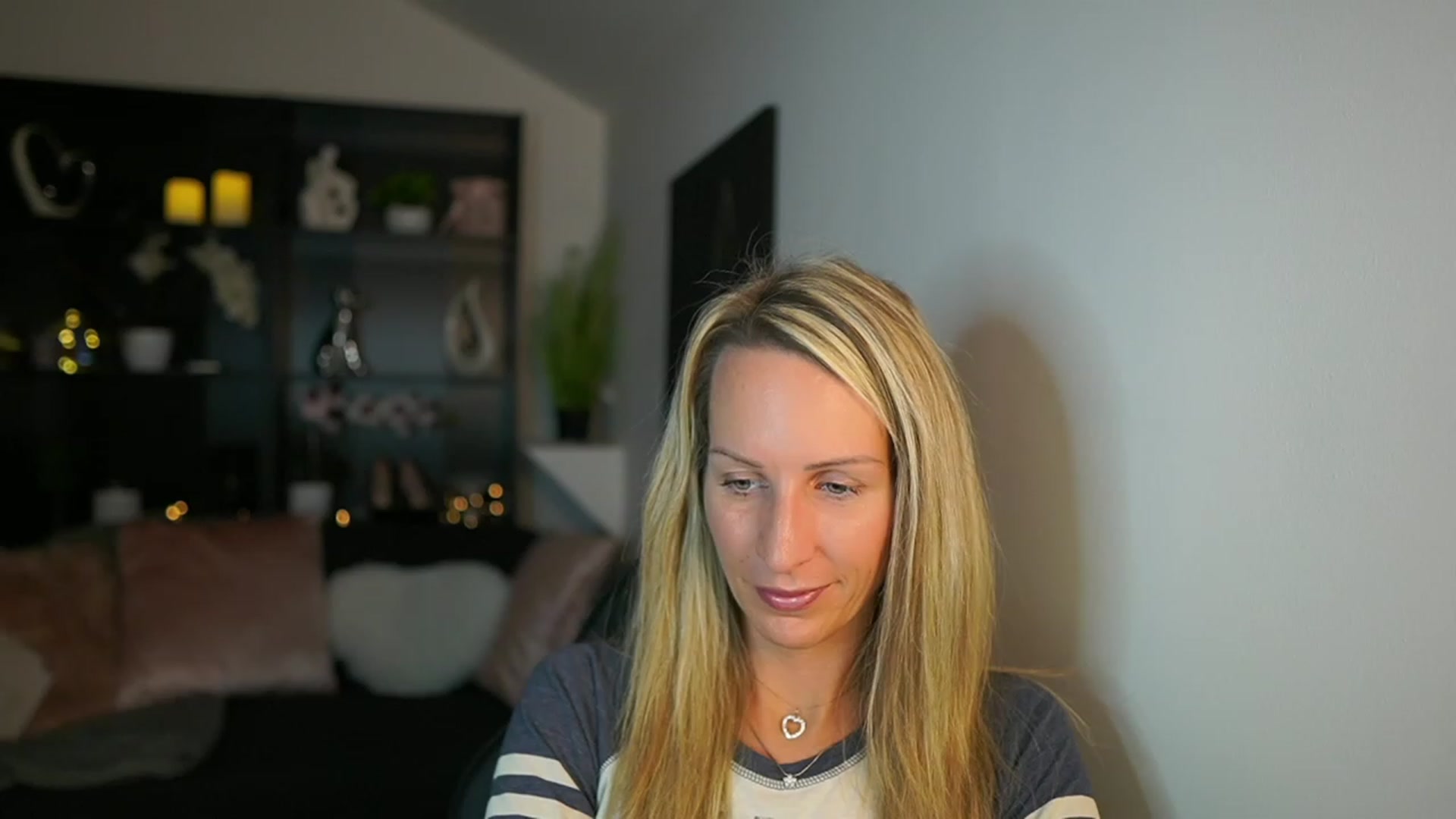 Gallery image thumbnail from Nikki__Sexx__'s myfreecams stream on, 11/05/2023, 22:53 image 8 of 20