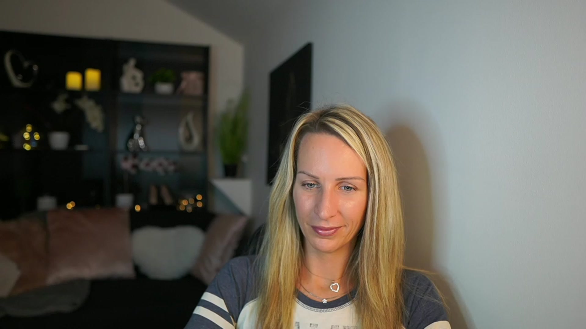Gallery image thumbnail from Nikki__Sexx__'s myfreecams stream on, 11/05/2023, 22:53 image 6 of 20