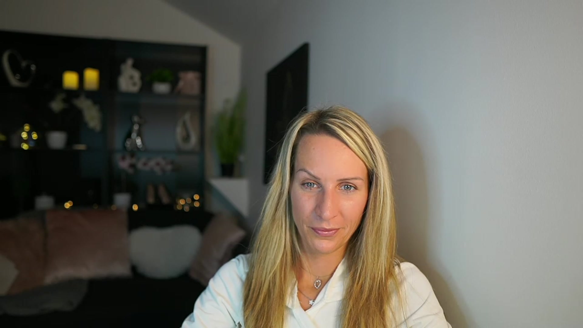 Gallery image thumbnail from Nikki__Sexx__'s myfreecams stream on, 11/06/2023, 20:27 image 15 of 20