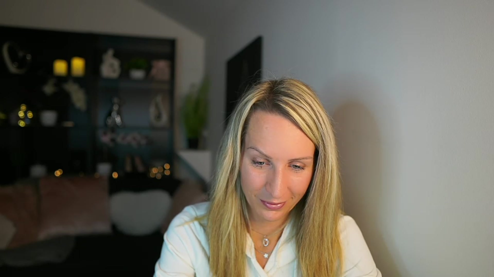 Gallery image thumbnail from Nikki__Sexx__'s myfreecams stream on, 11/06/2023, 20:27 image 9 of 20