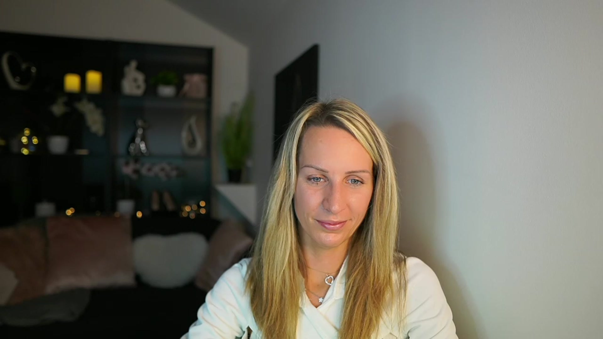 Gallery image thumbnail from Nikki__Sexx__'s myfreecams stream on, 11/06/2023, 20:27 image 18 of 20