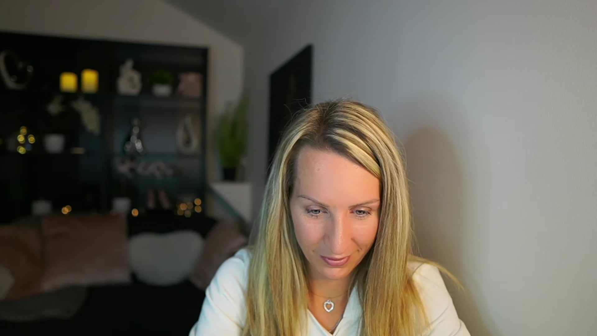Gallery image thumbnail from Nikki__Sexx__'s myfreecams stream on, 11/07/2023, 24:03 image 5 of 20