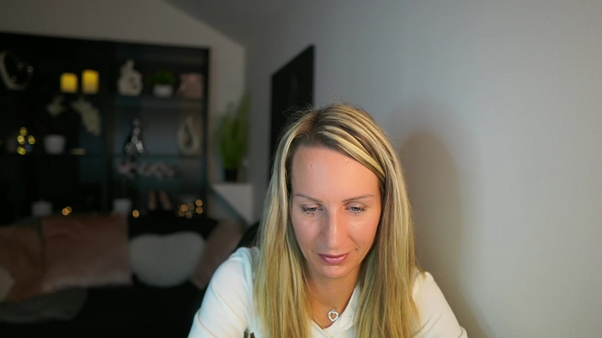 Gallery image thumbnail from Nikki__Sexx__'s myfreecams stream on, 11/07/2023, 24:03 image 20 of 20