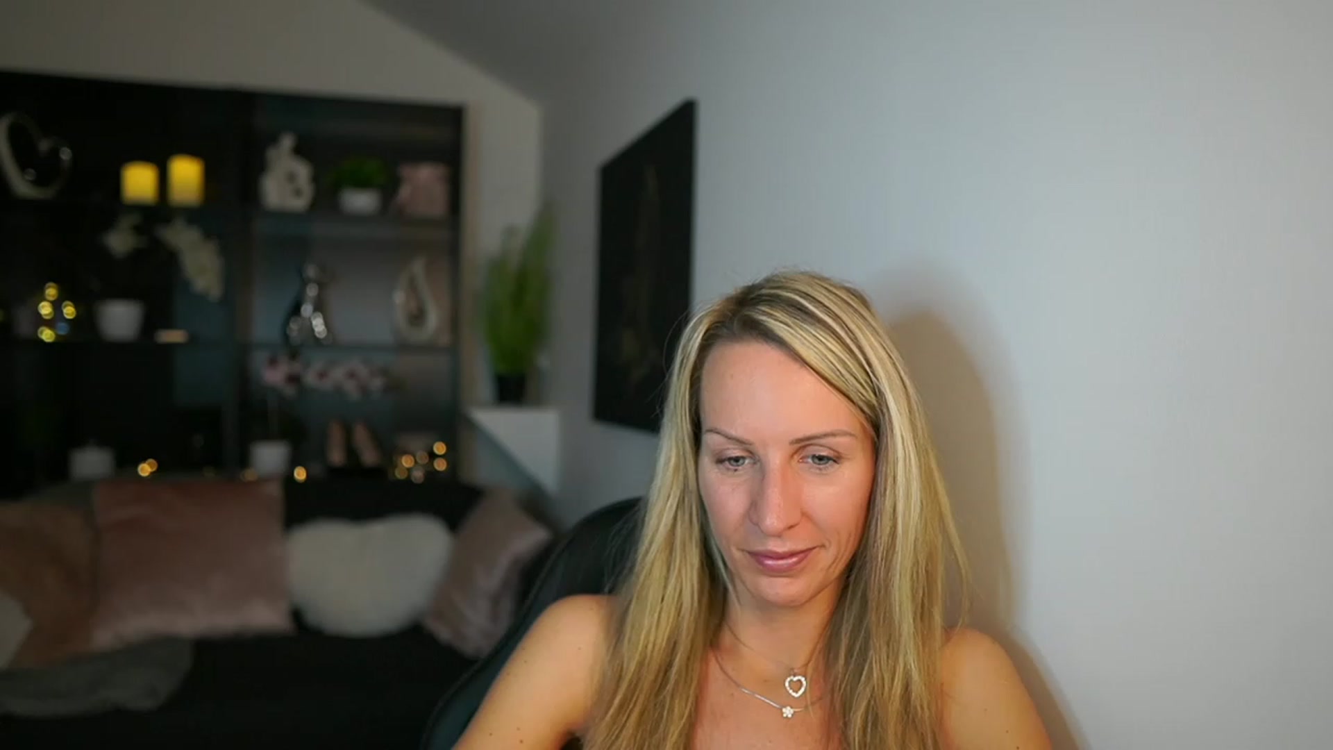 Gallery image thumbnail from Nikki__Sexx__'s myfreecams stream on, 11/07/2023, 20:02 image 7 of 20