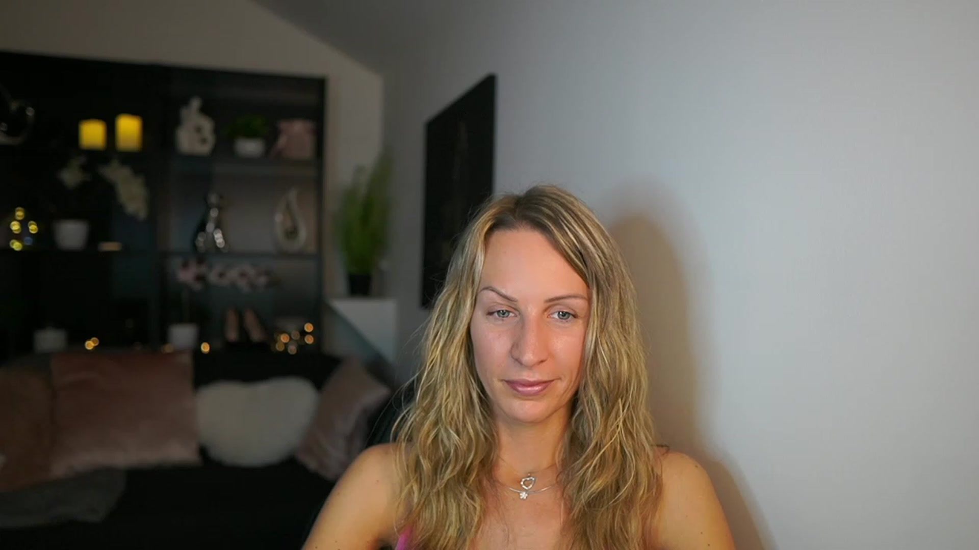 Gallery image thumbnail from Nikki__Sexx__'s myfreecams stream on, 11/09/2023, 15:29 image 9 of 20
