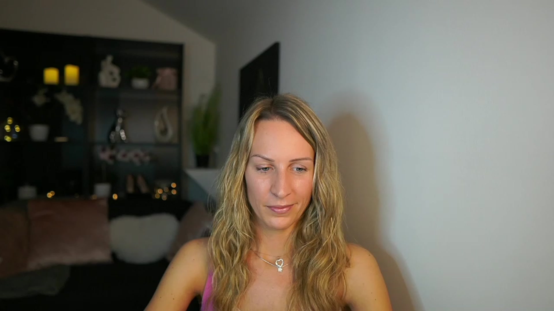 Gallery image thumbnail from Nikki__Sexx__'s myfreecams stream on, 11/09/2023, 15:29 image 17 of 20