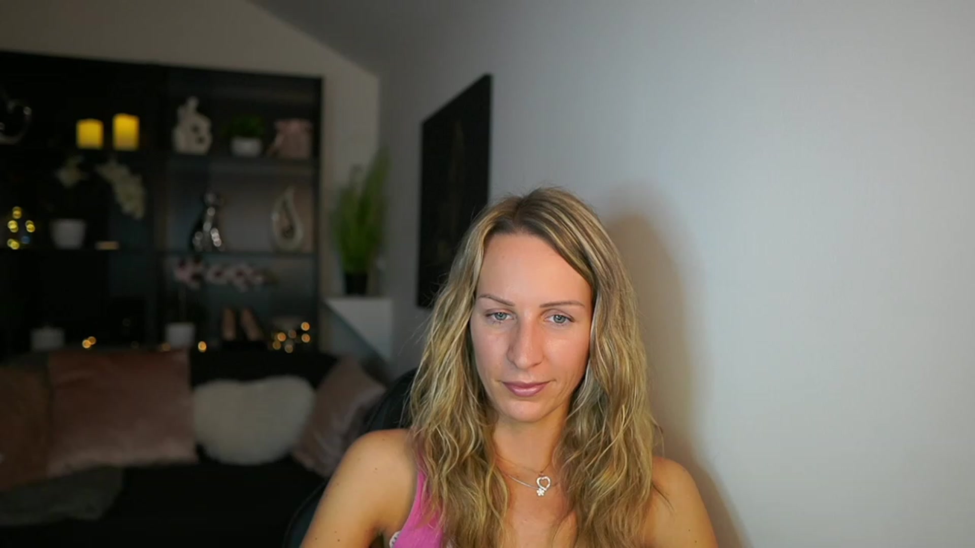 Gallery image thumbnail from Nikki__Sexx__'s myfreecams stream on, 11/09/2023, 15:29 image 15 of 20