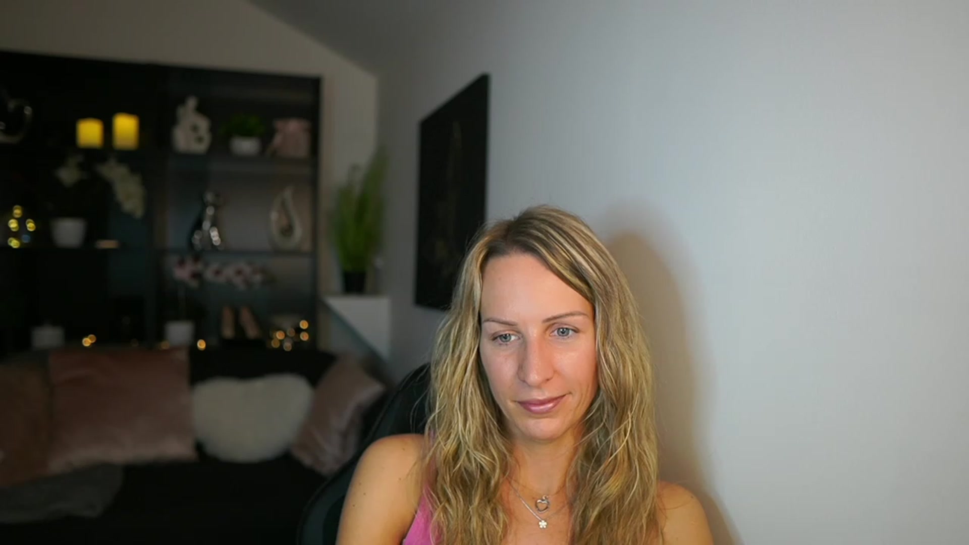 Gallery image thumbnail from Nikki__Sexx__'s myfreecams stream on, 11/09/2023, 15:29 image 20 of 20